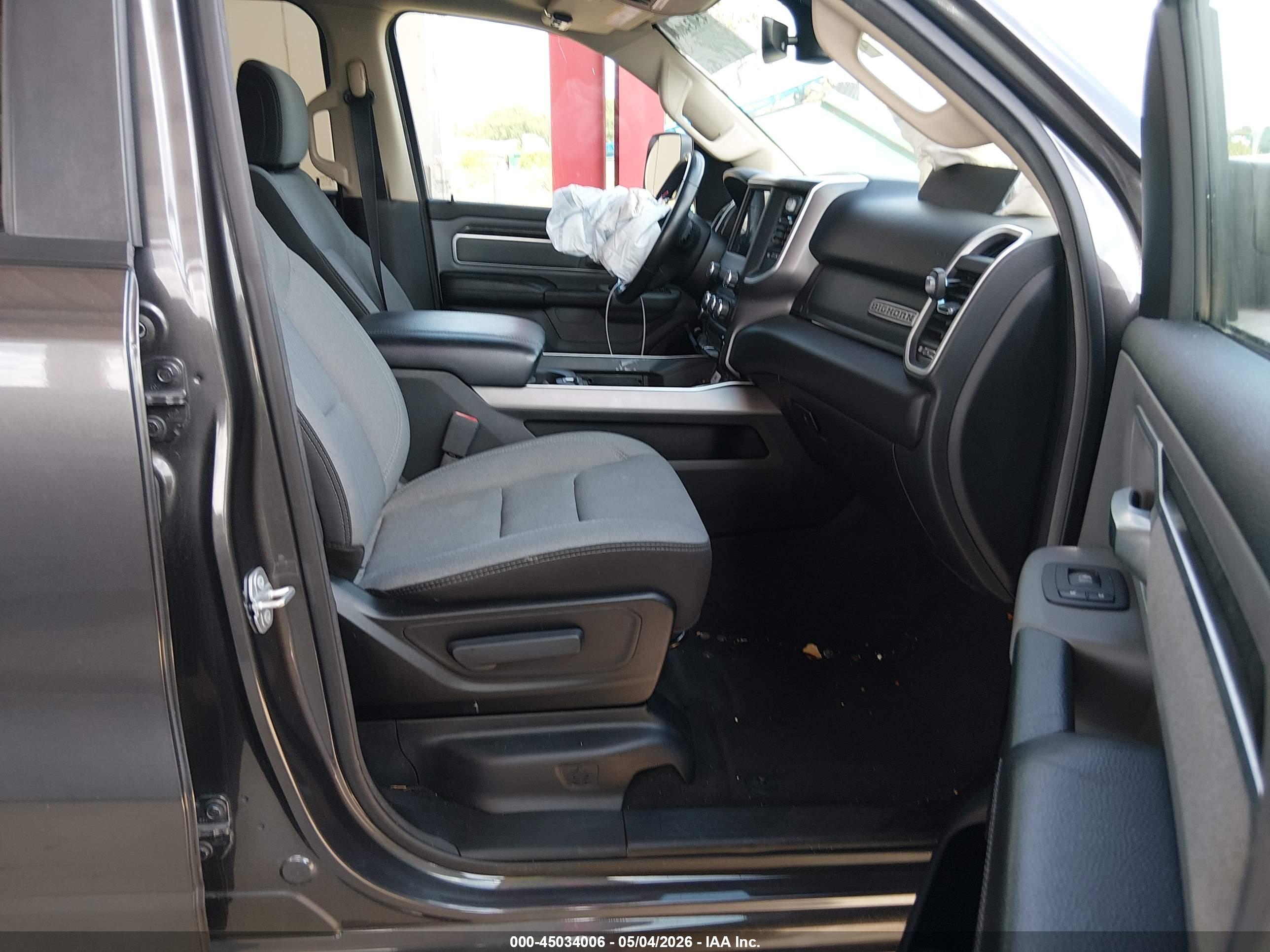 RAM 1500 image 5