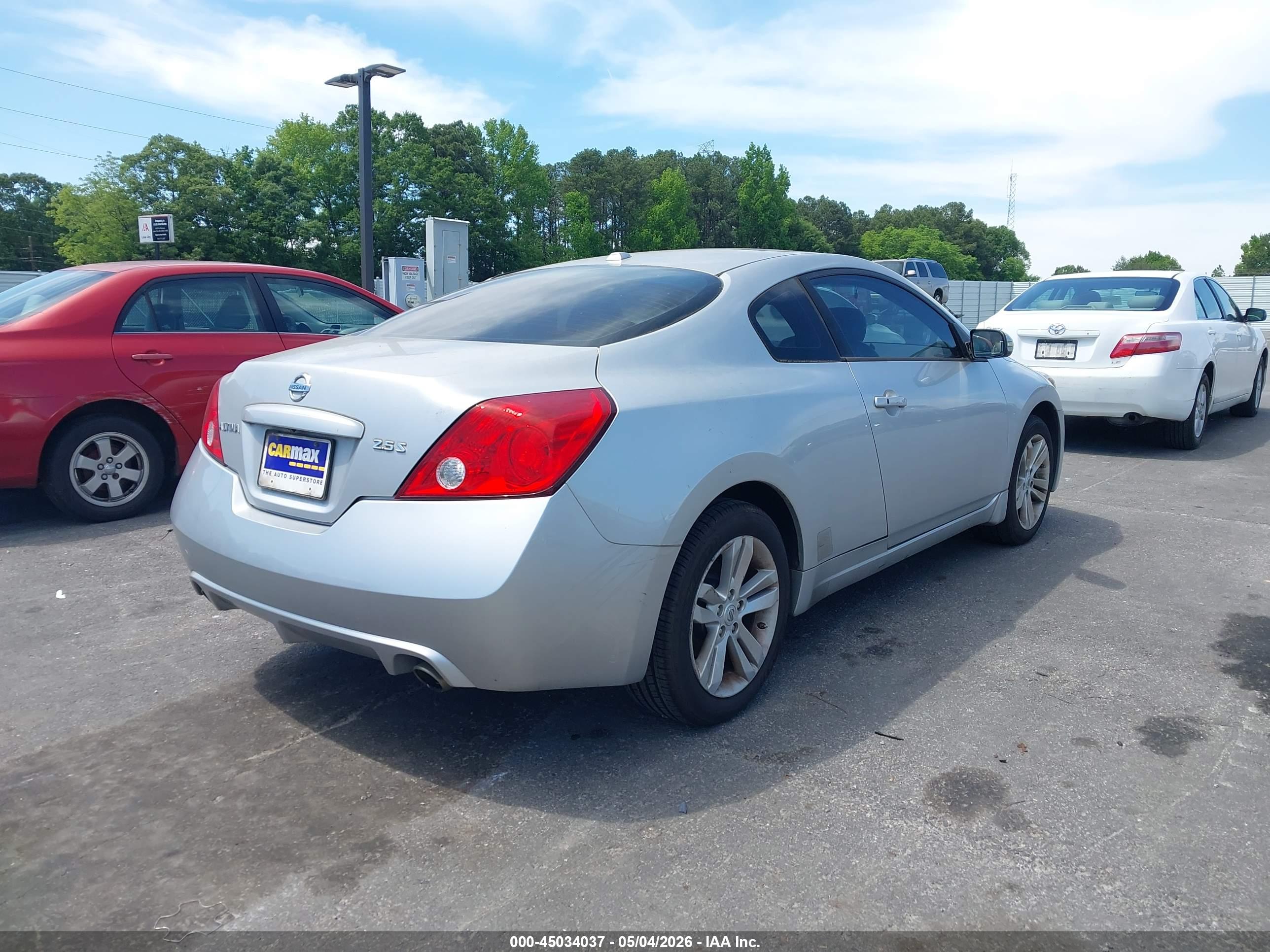 NISSAN ALTIMA image 4