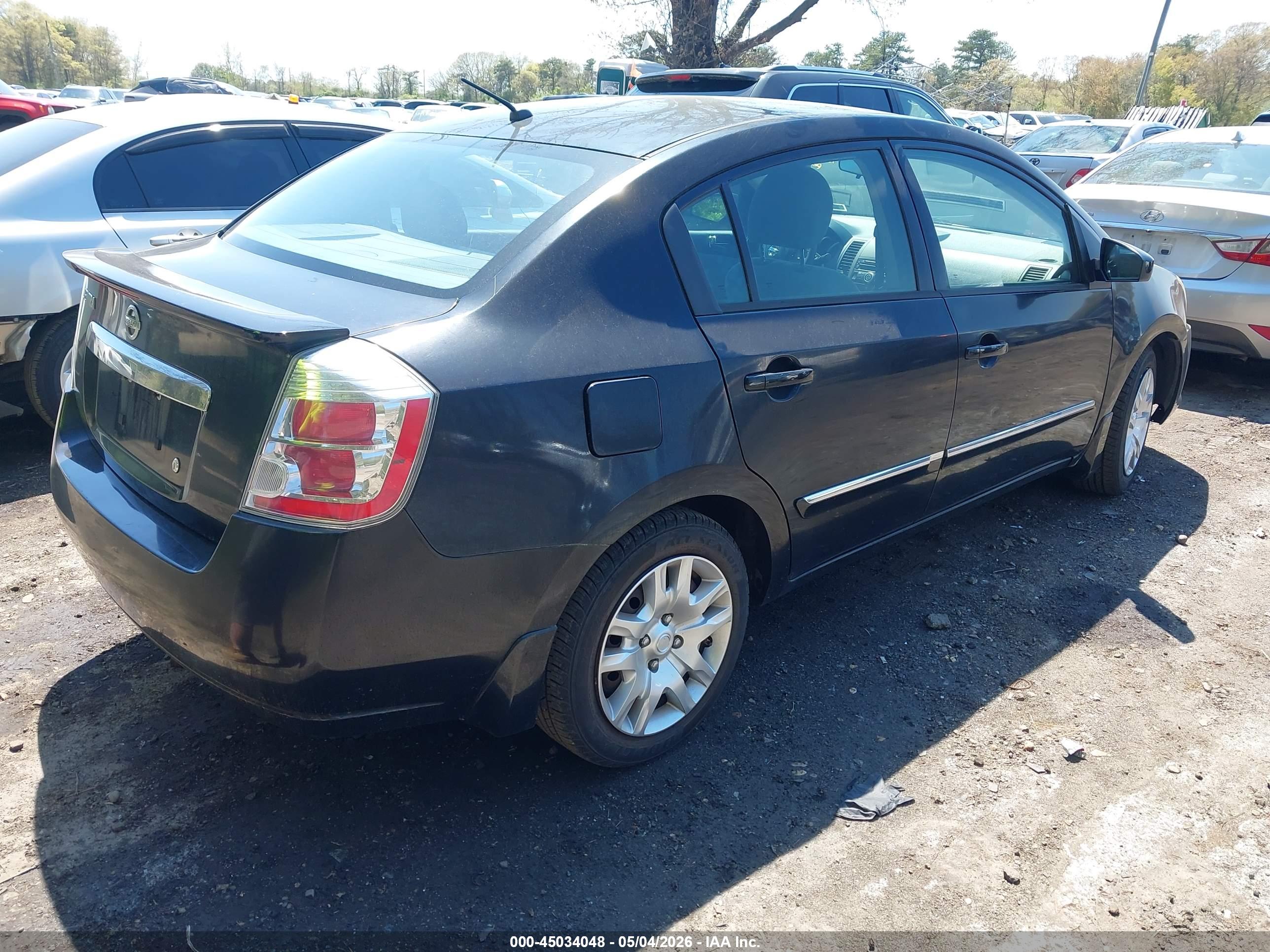 NISSAN SENTRA image 4