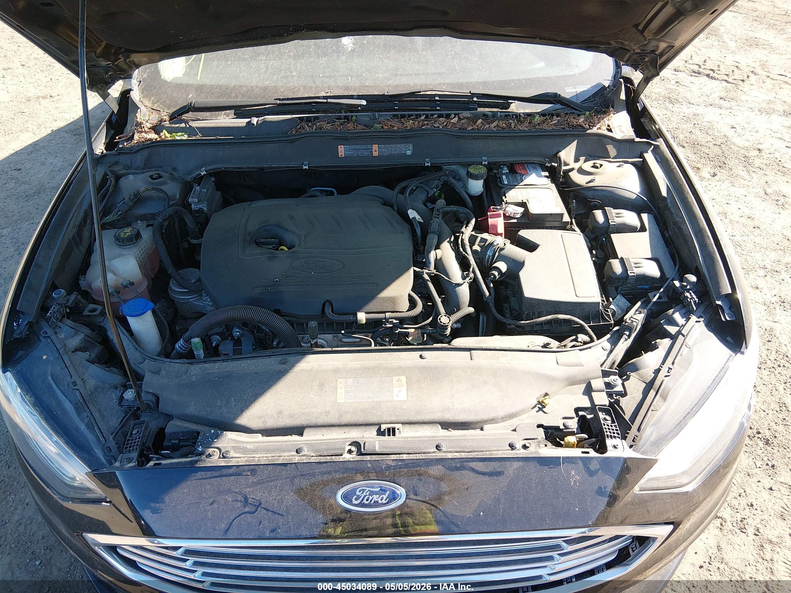 FORD FUSION image 10