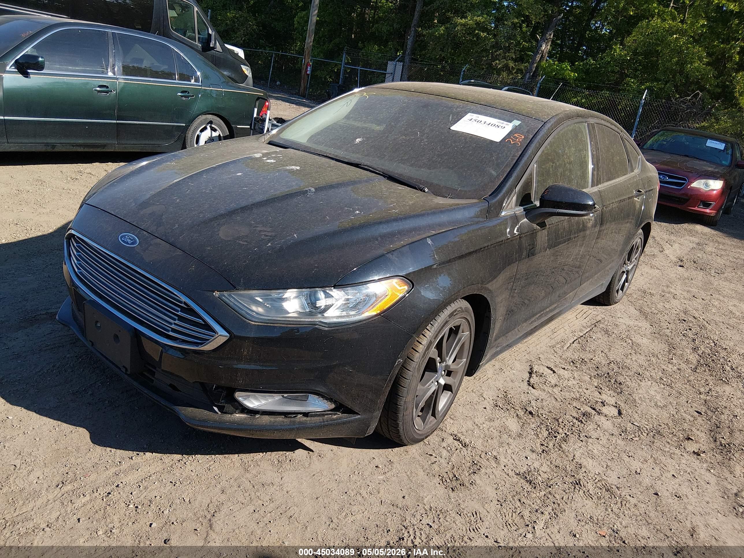FORD FUSION image 2