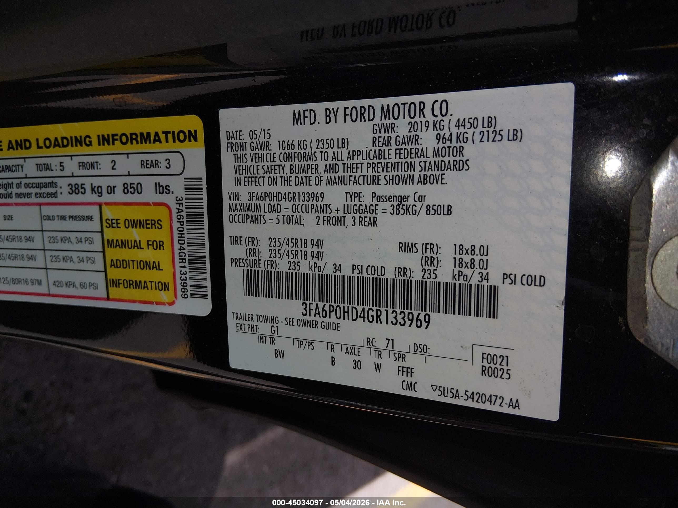 FORD FUSION image 9