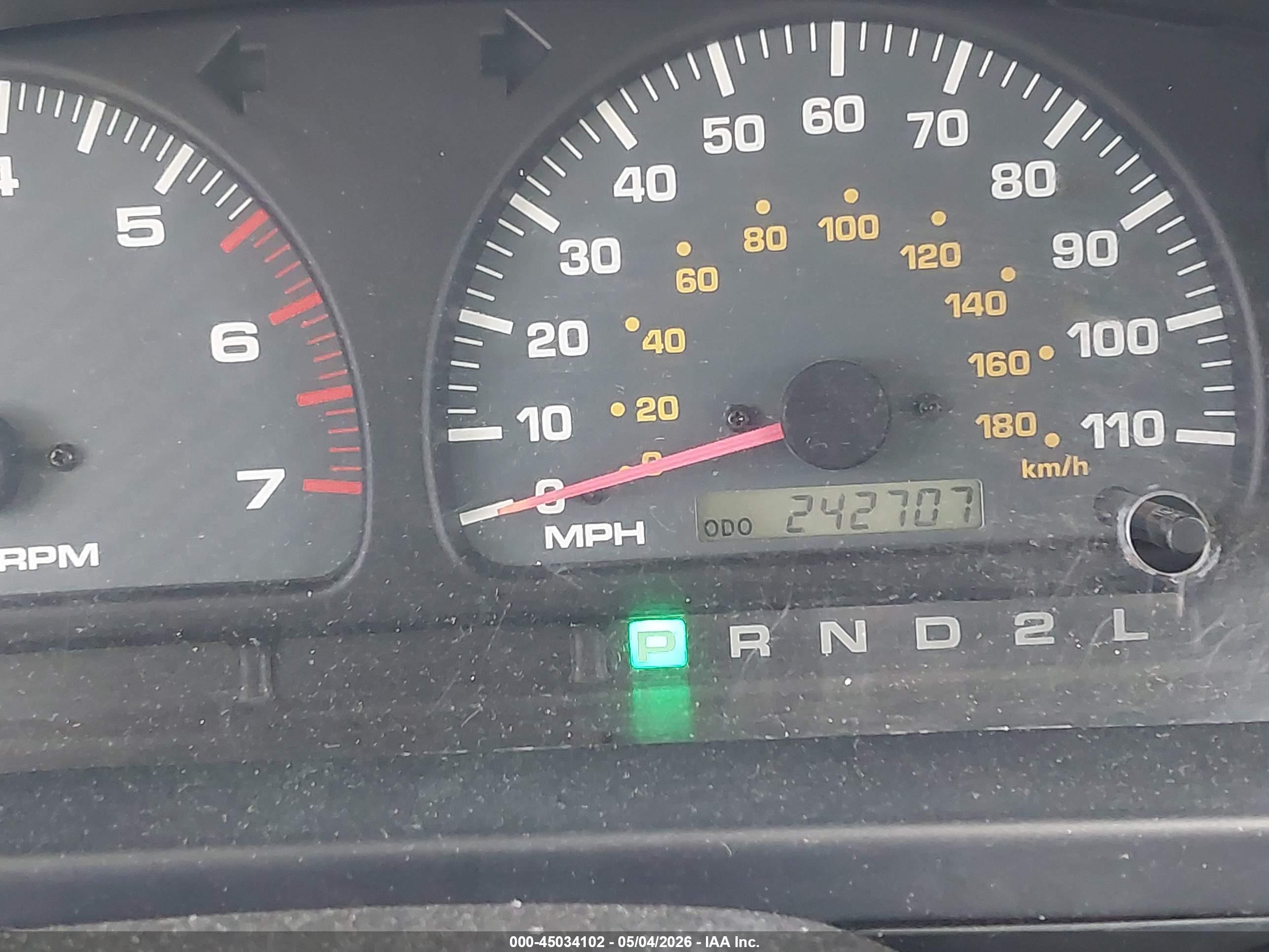 TOYOTA 4RUNNER image 7