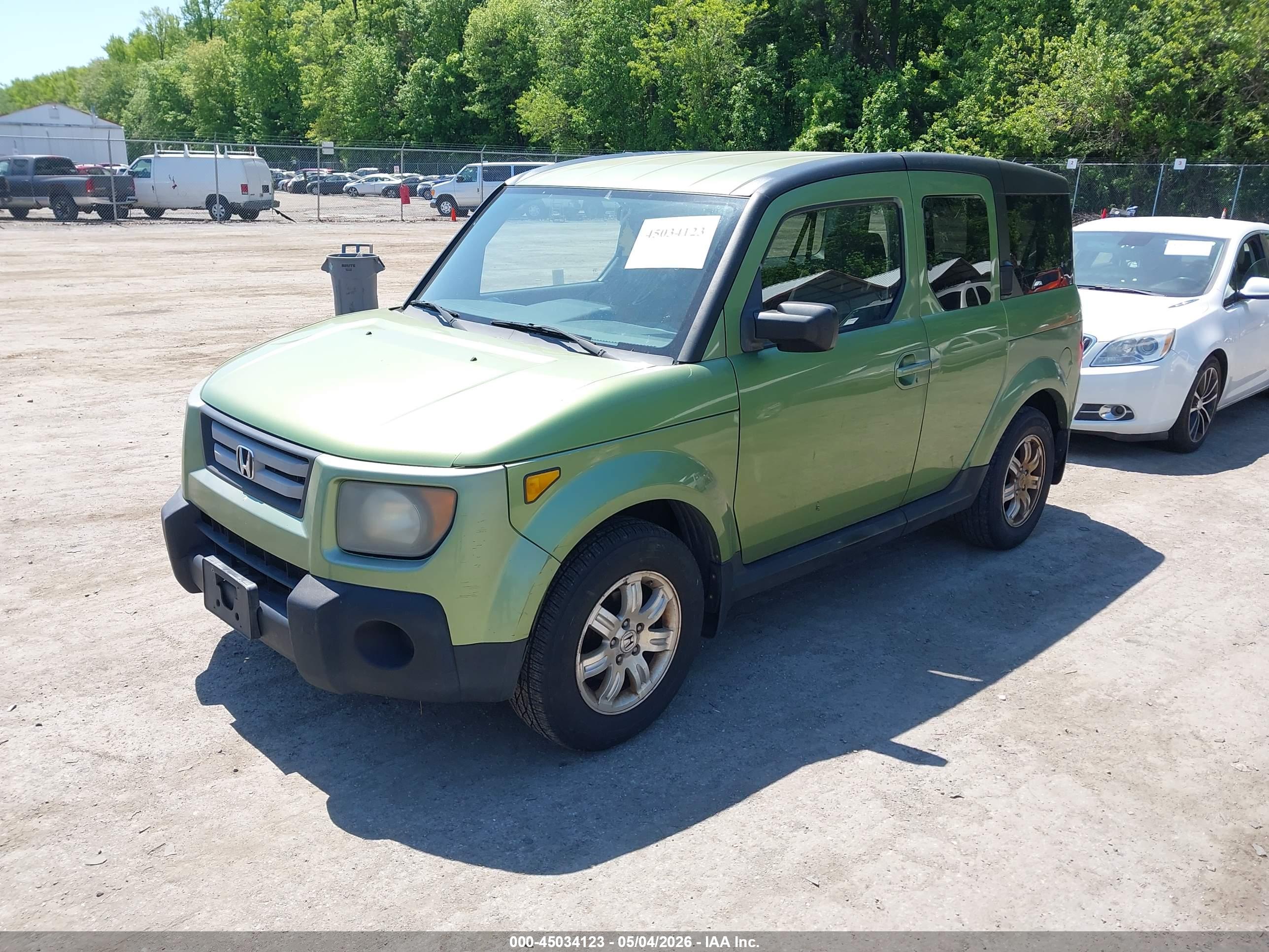 HONDA ELEMENT image 2
