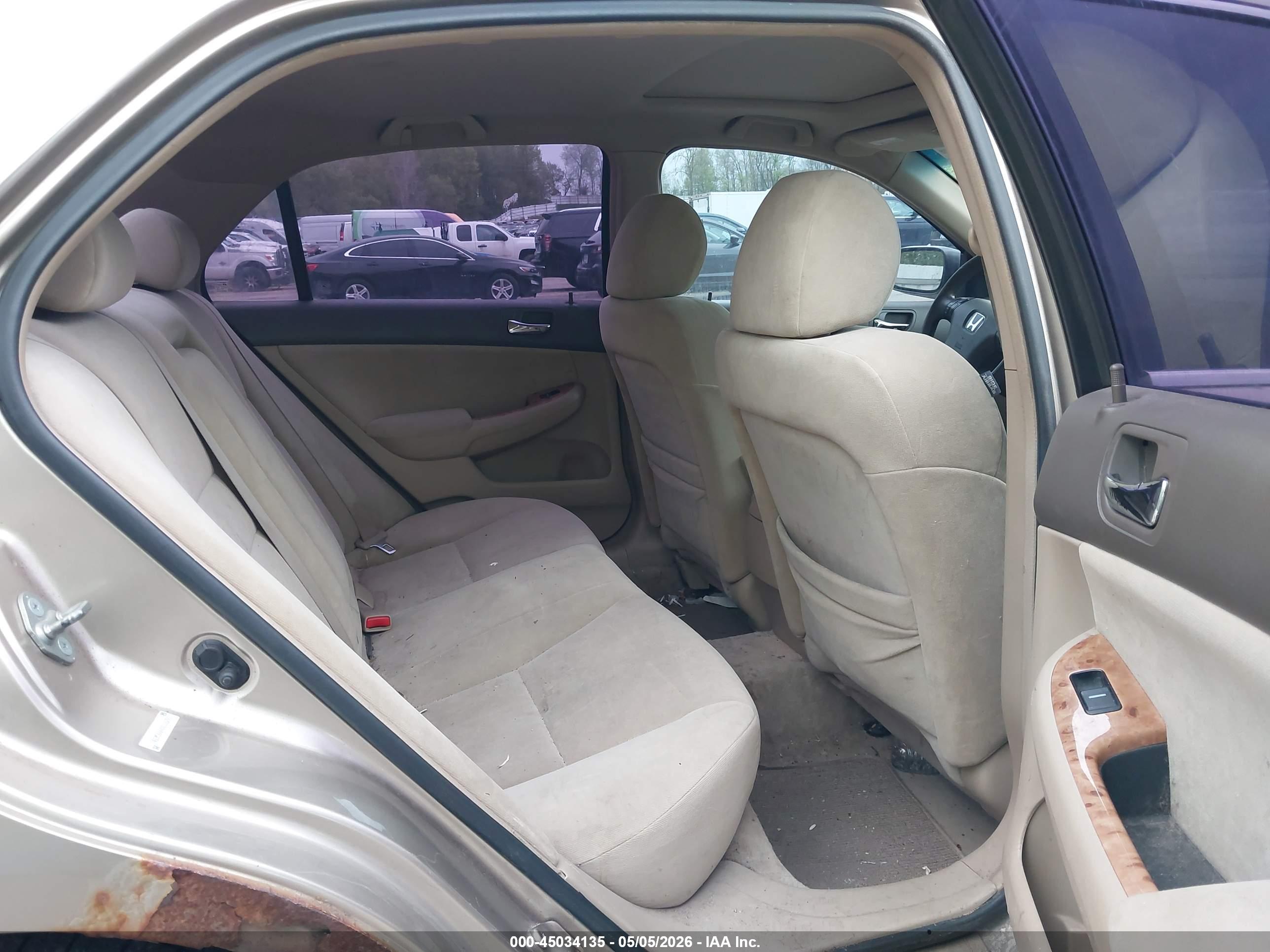 HONDA ACCORD image 8
