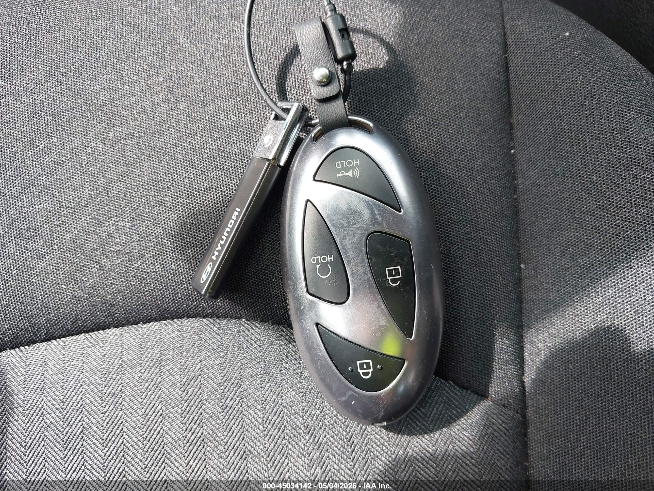 HYUNDAI SONATA image 11