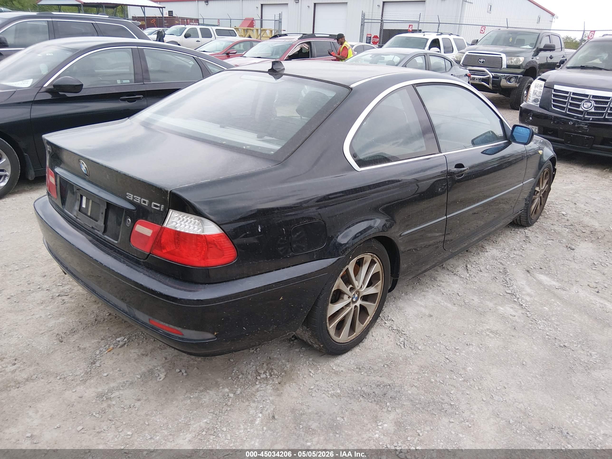BMW 330CI image 4