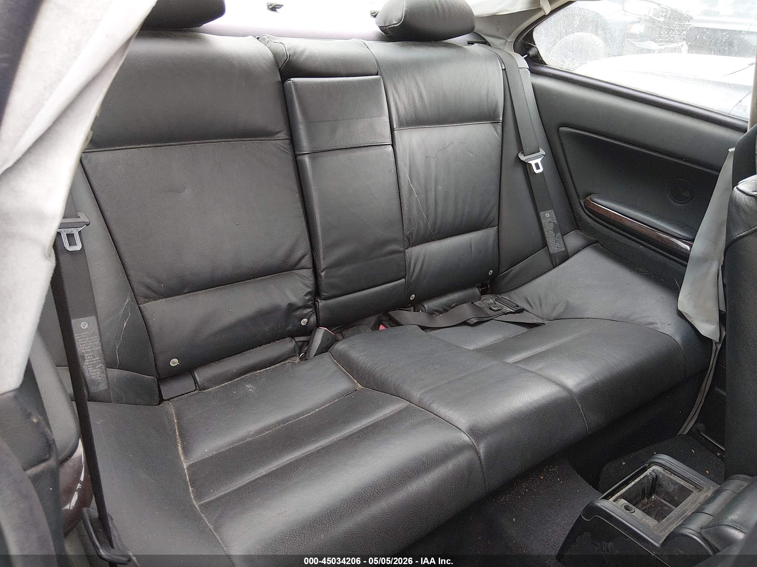 BMW 330CI image 8