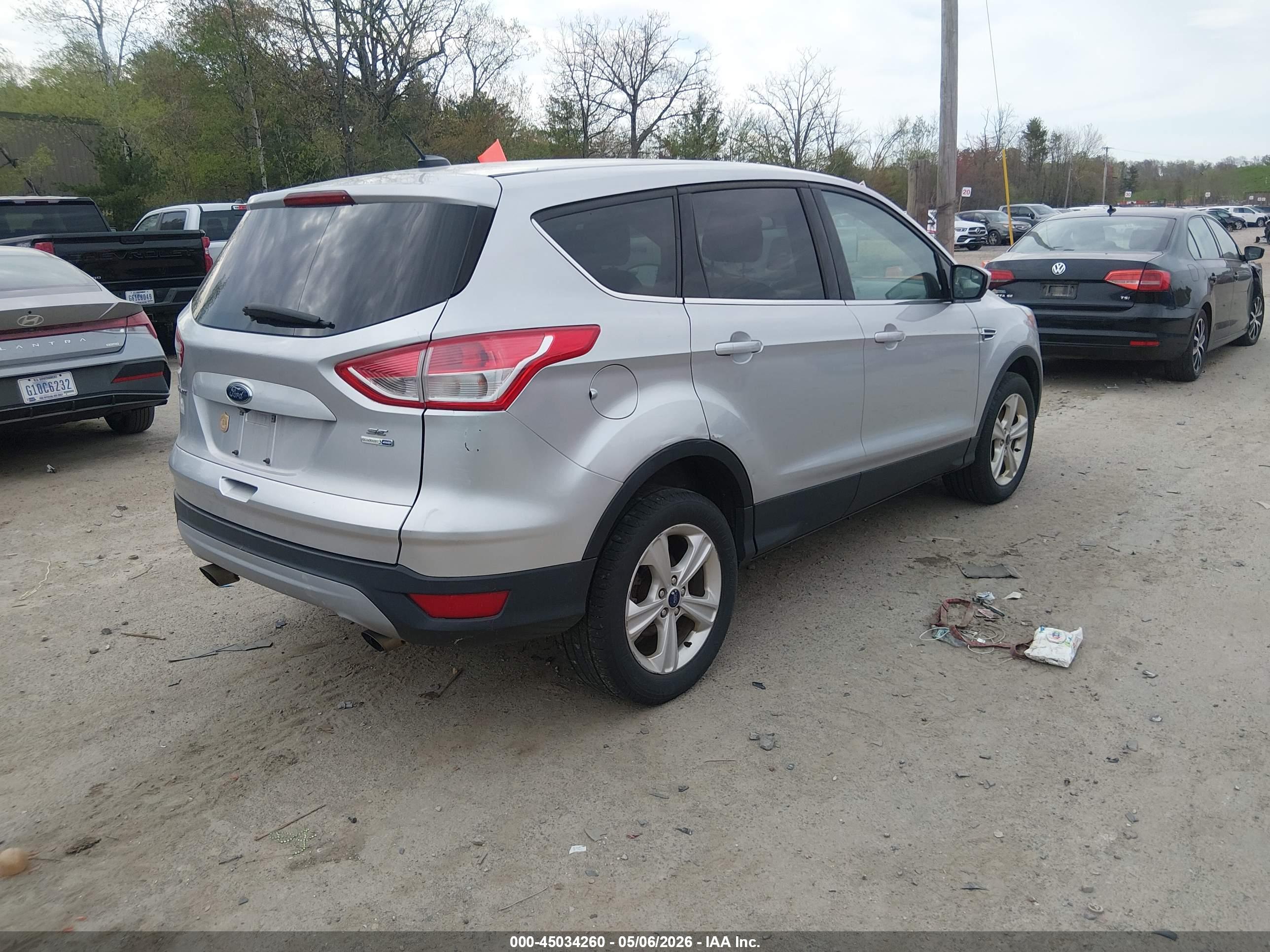 FORD ESCAPE image 4