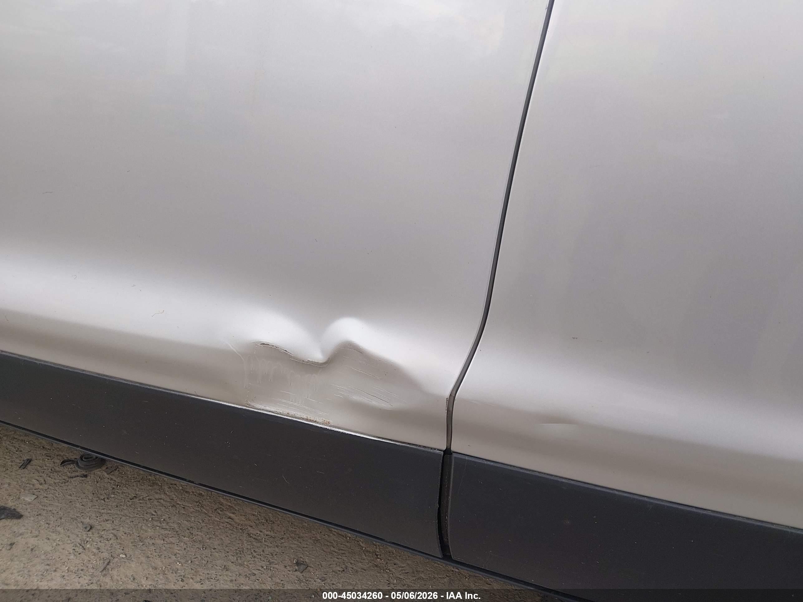 FORD ESCAPE image 6