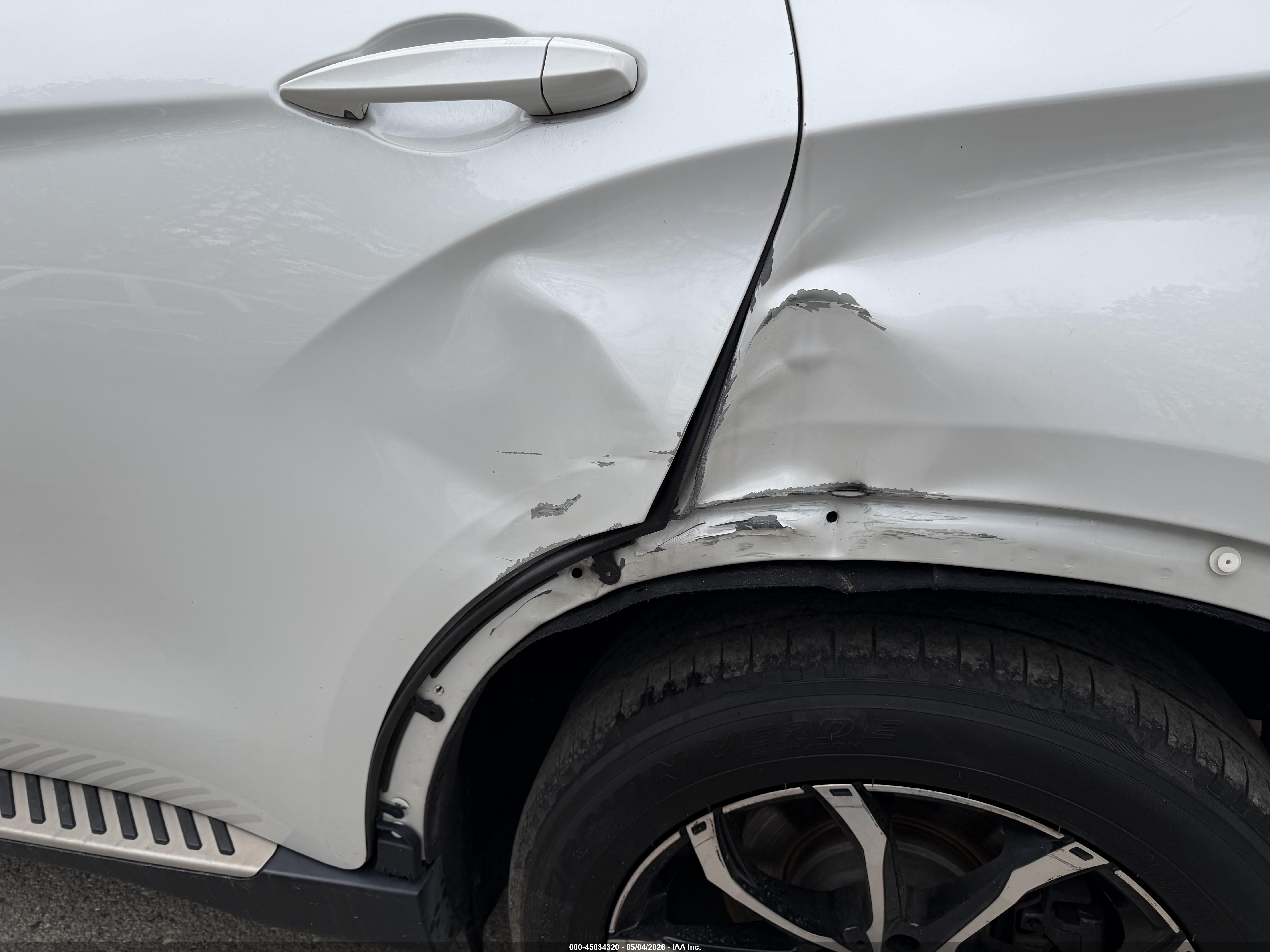BMW X6 image 6