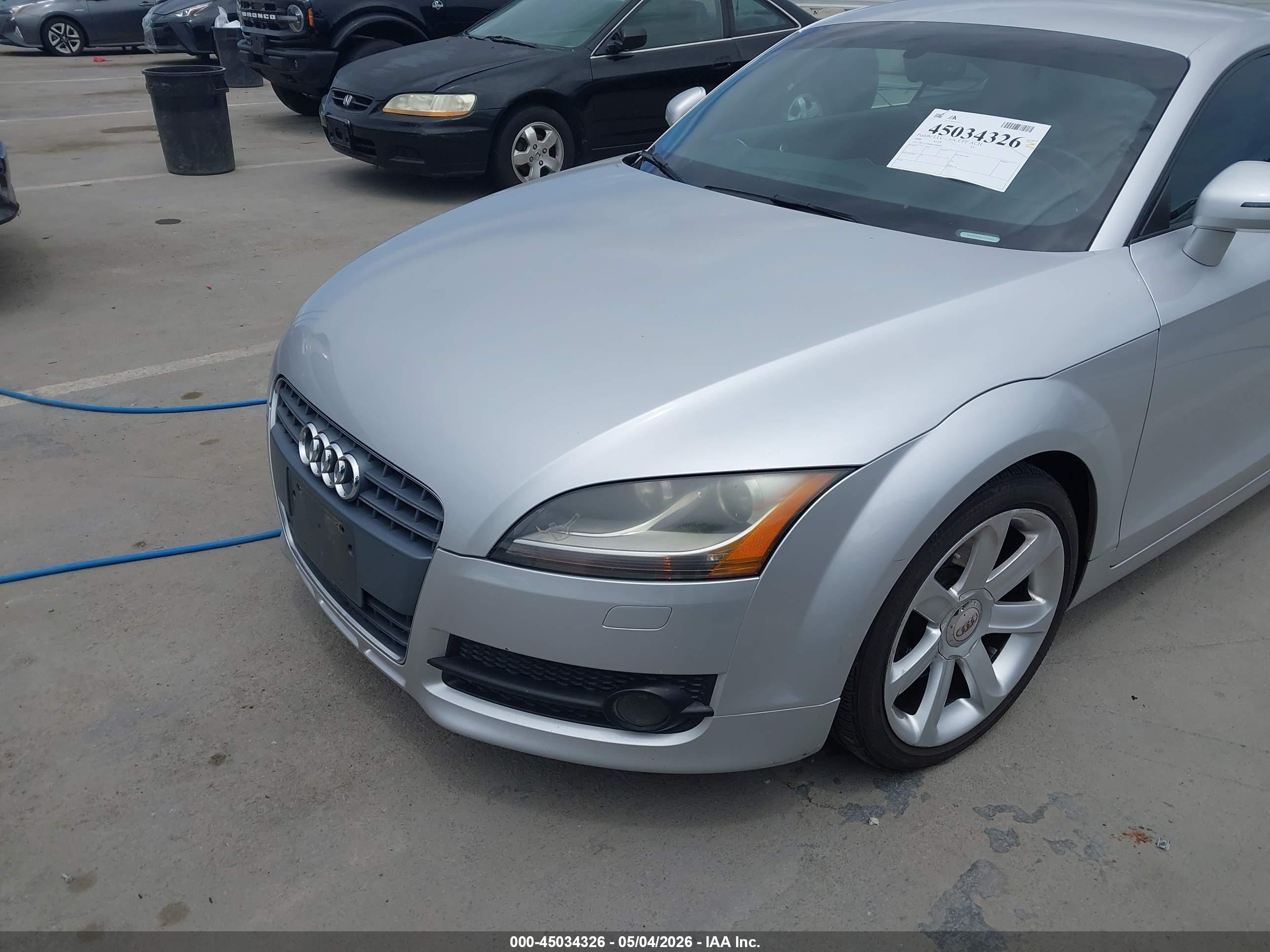 AUDI TT image 6