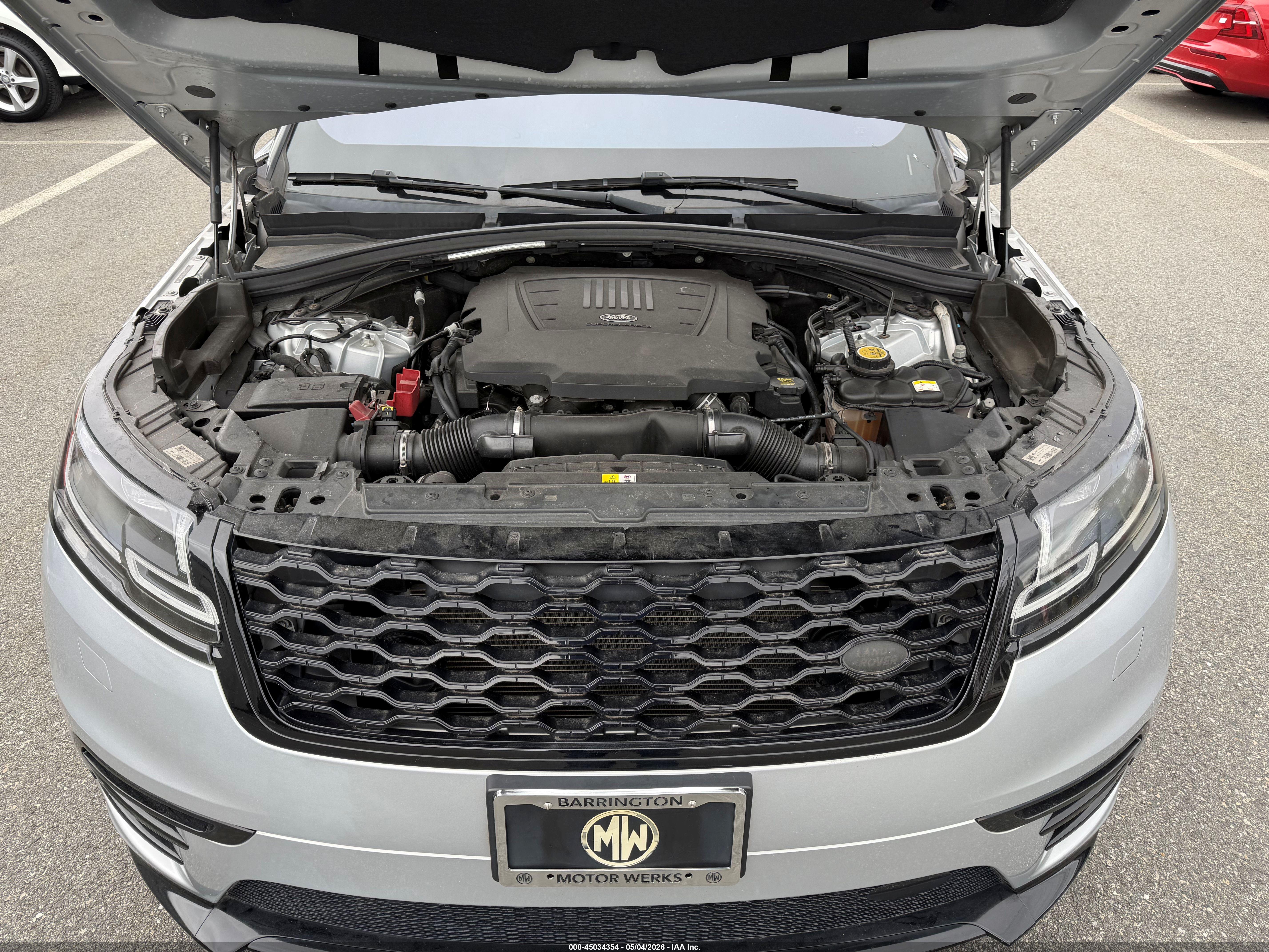 LAND ROVER image 10