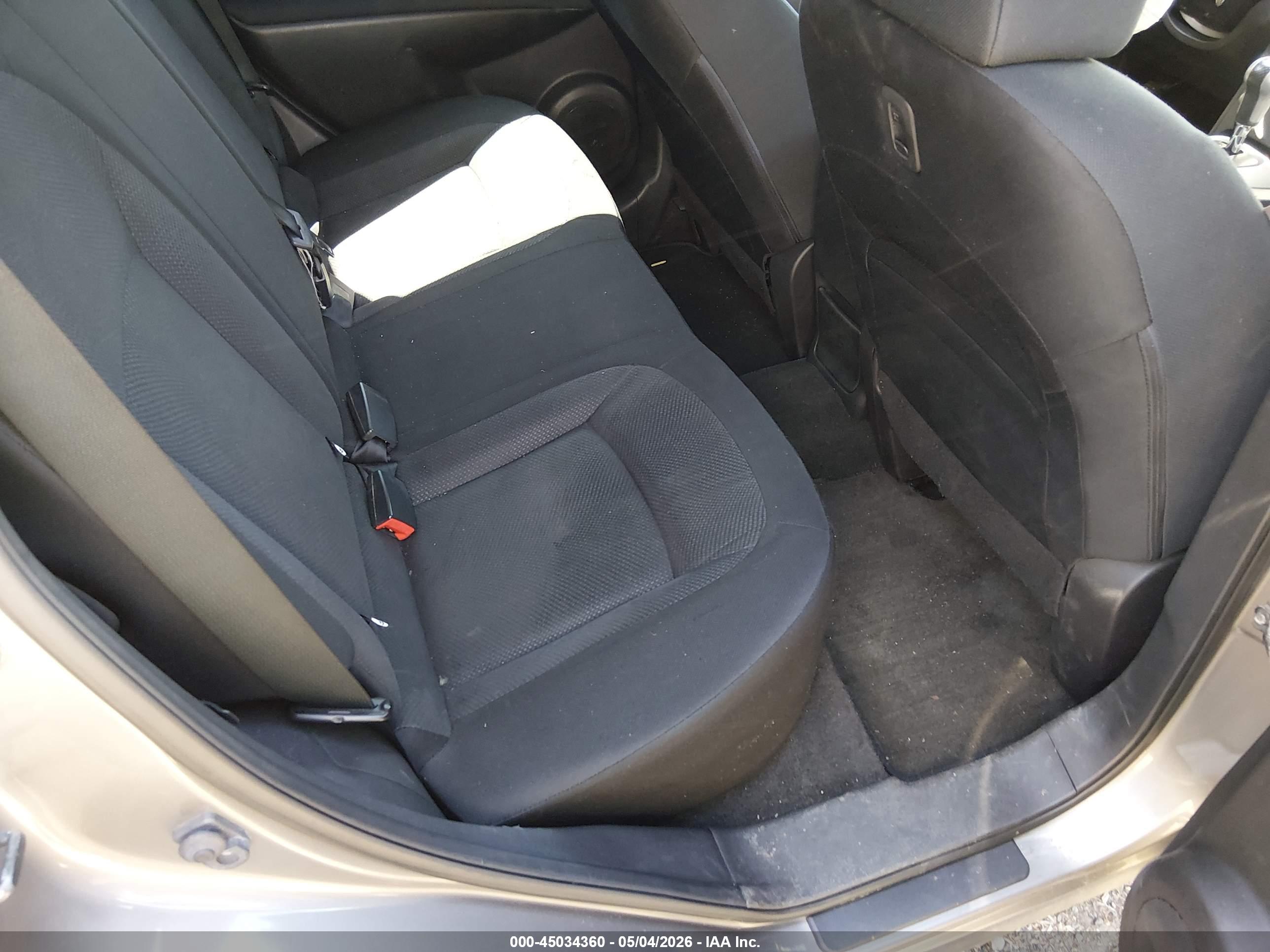 NISSAN ROGUE image 8