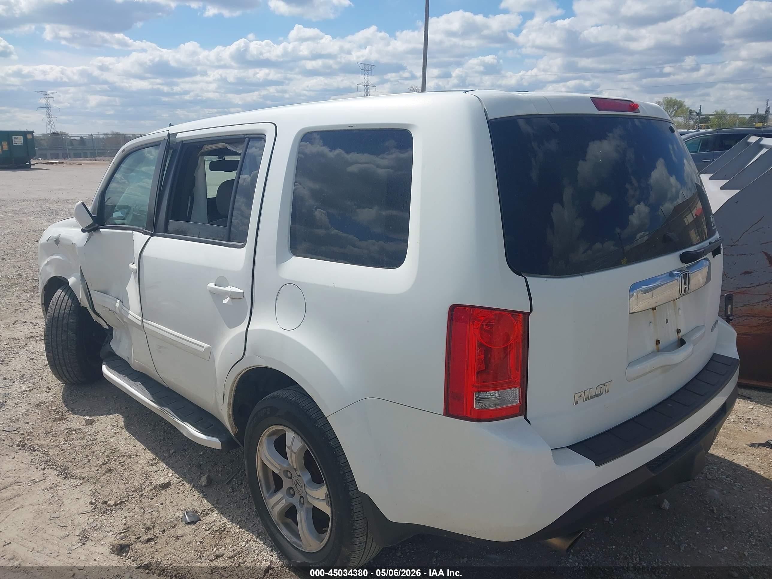 HONDA PILOT image 3