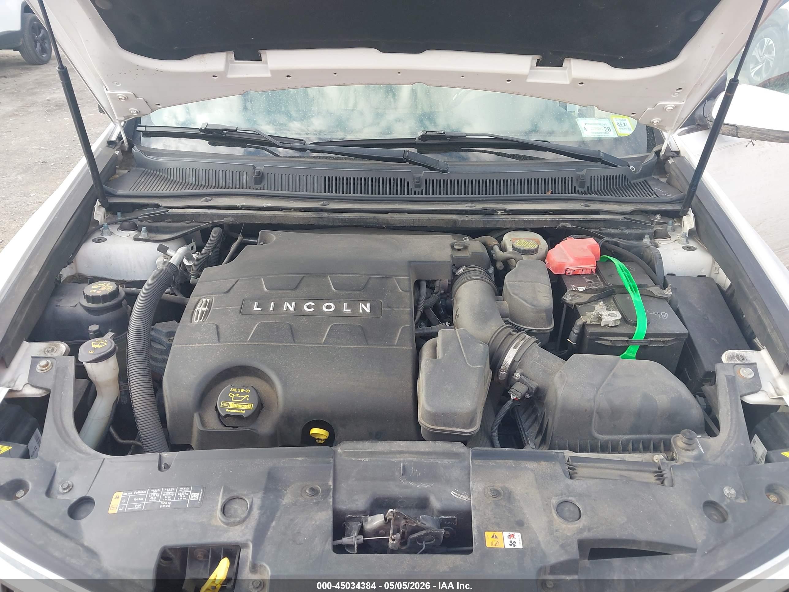 LINCOLN MKS image 10