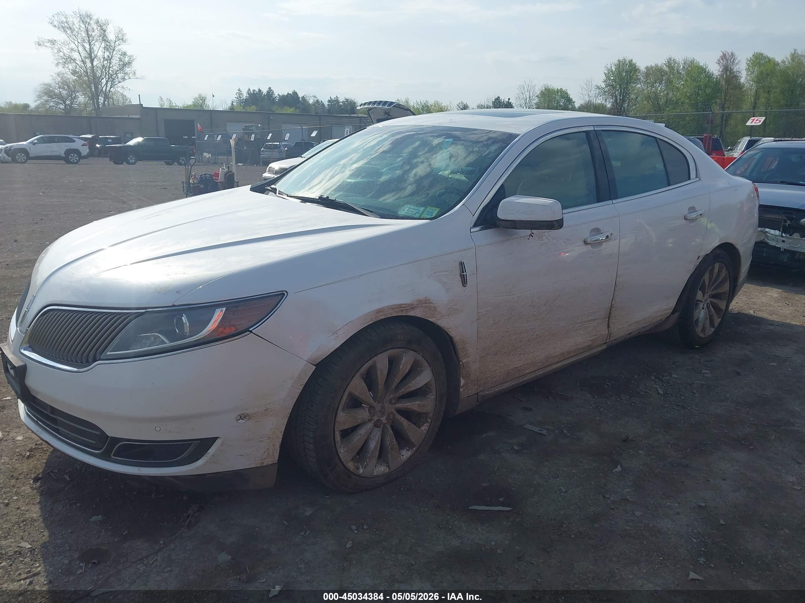 LINCOLN MKS image 2