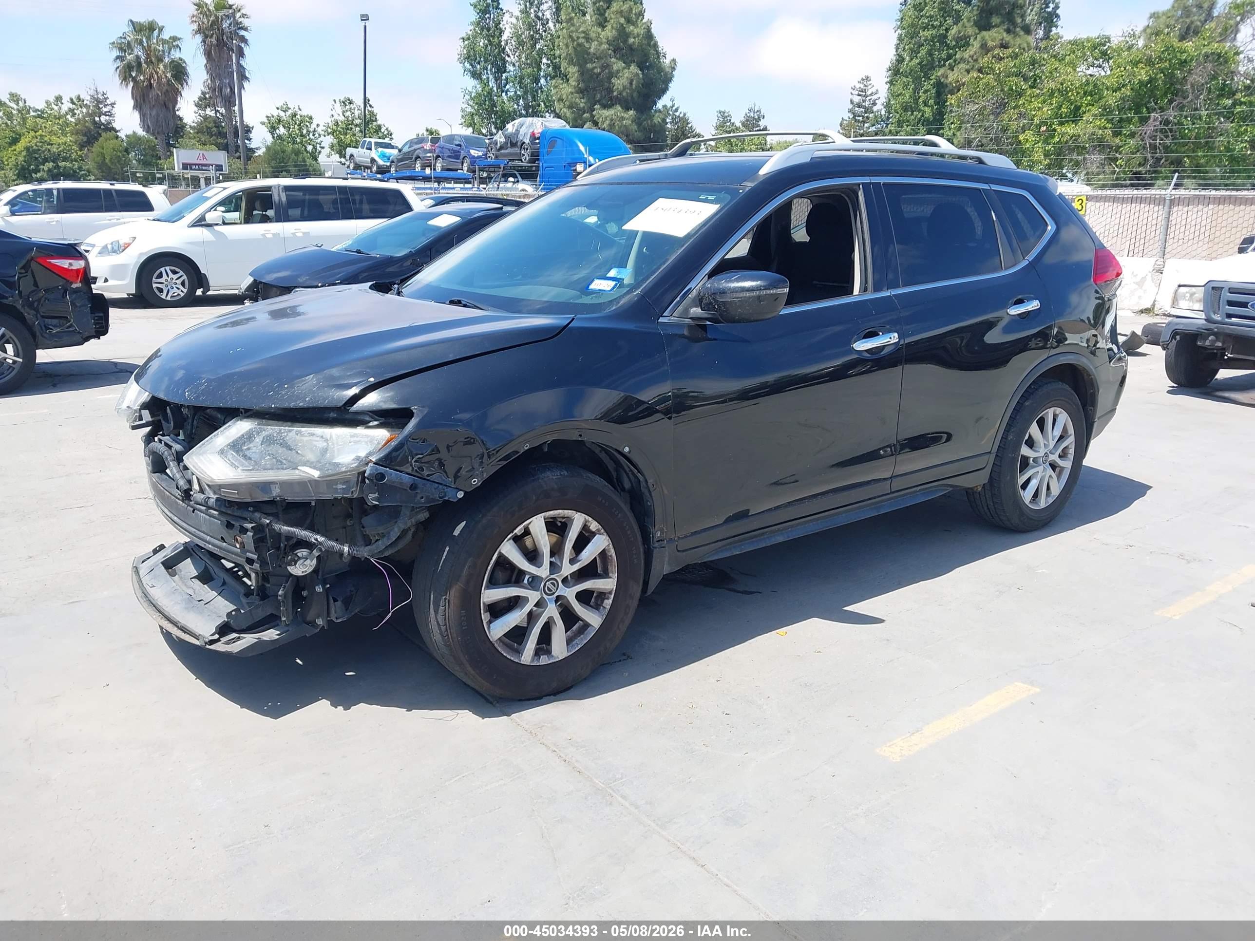 NISSAN ROGUE image 2
