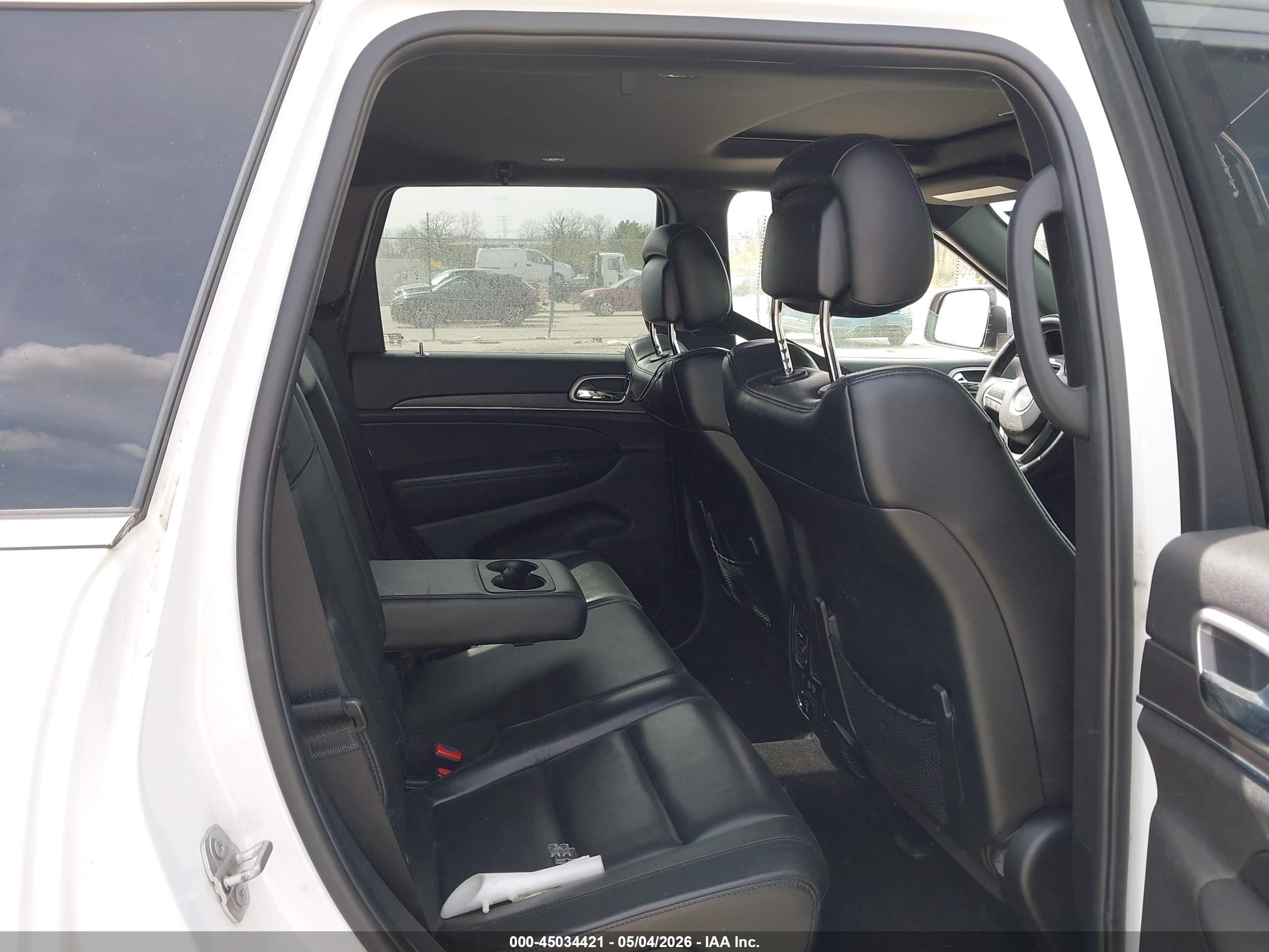 JEEP GRAND image 8