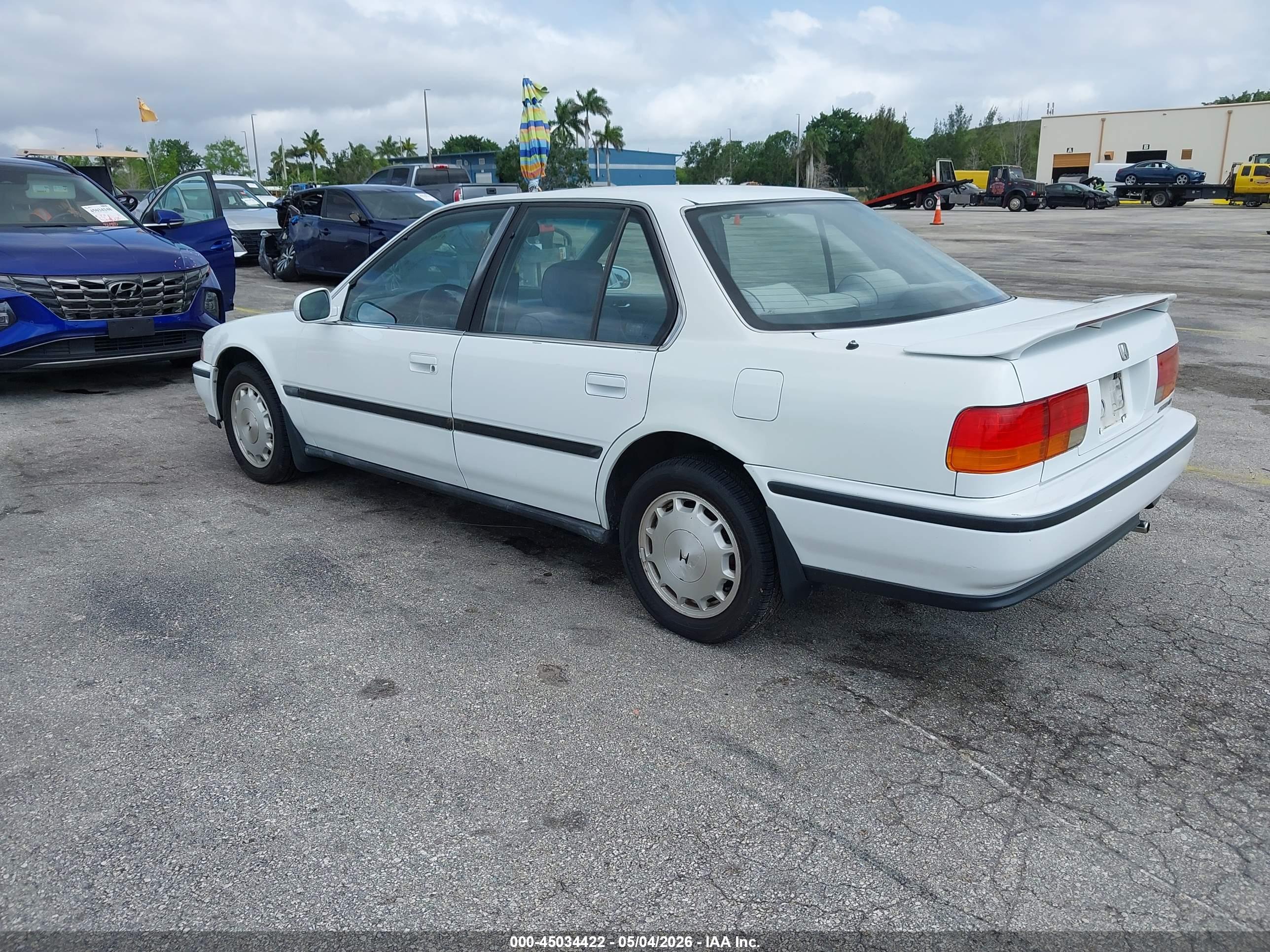 HONDA ACCORD image 3