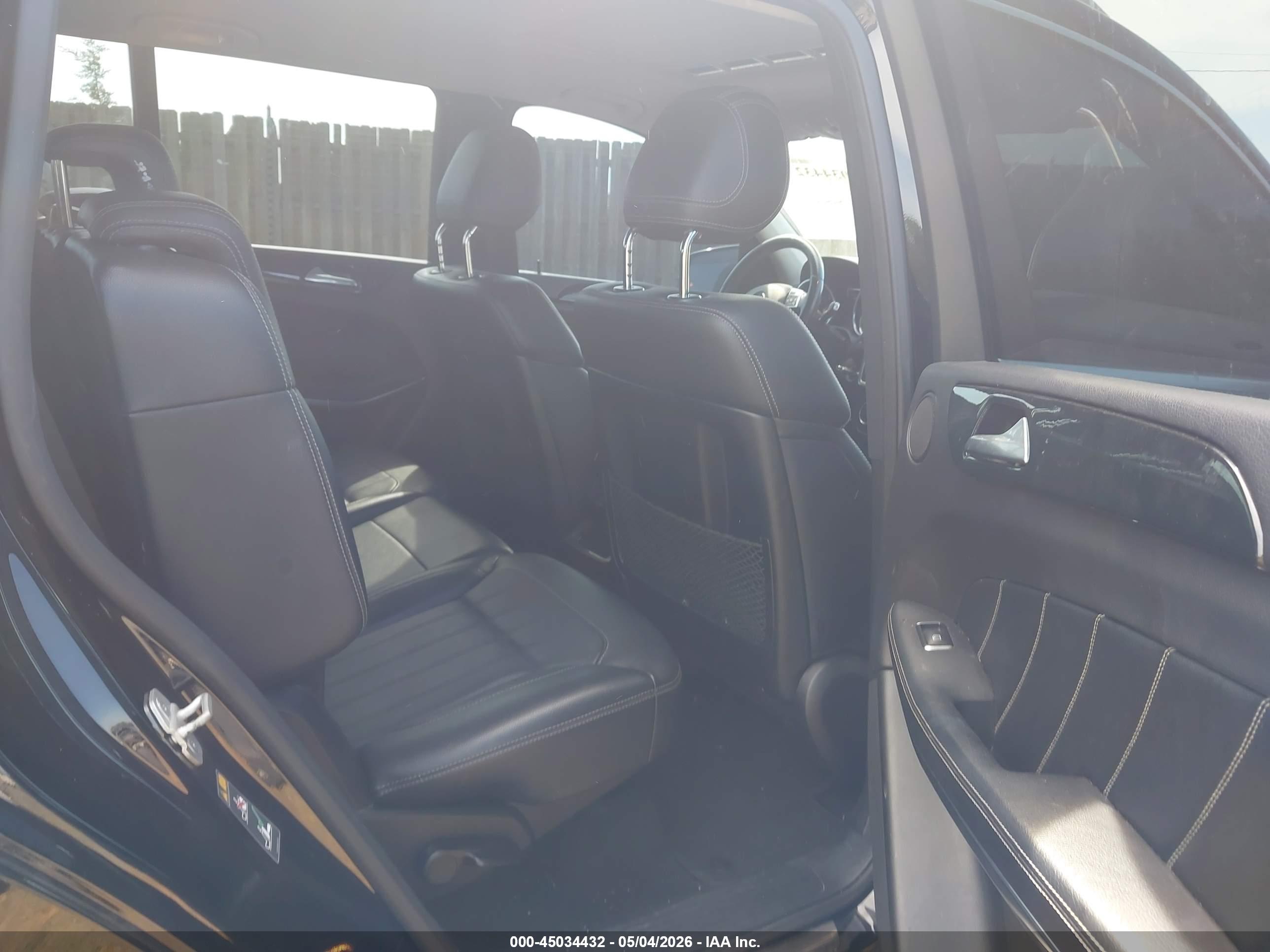 MERCEDES-BENZ GL image 8