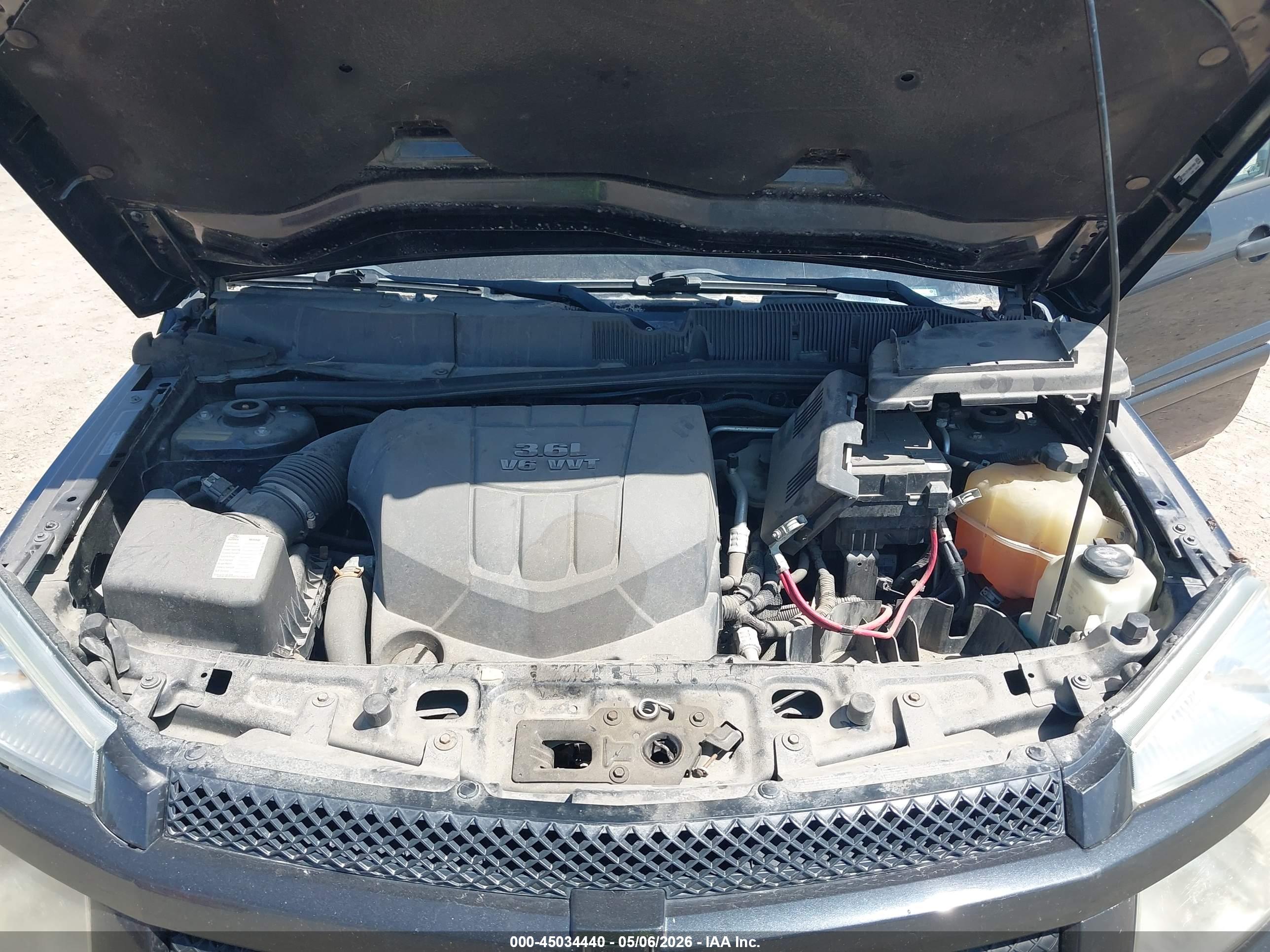 CHEVROLET EQUINOX image 10