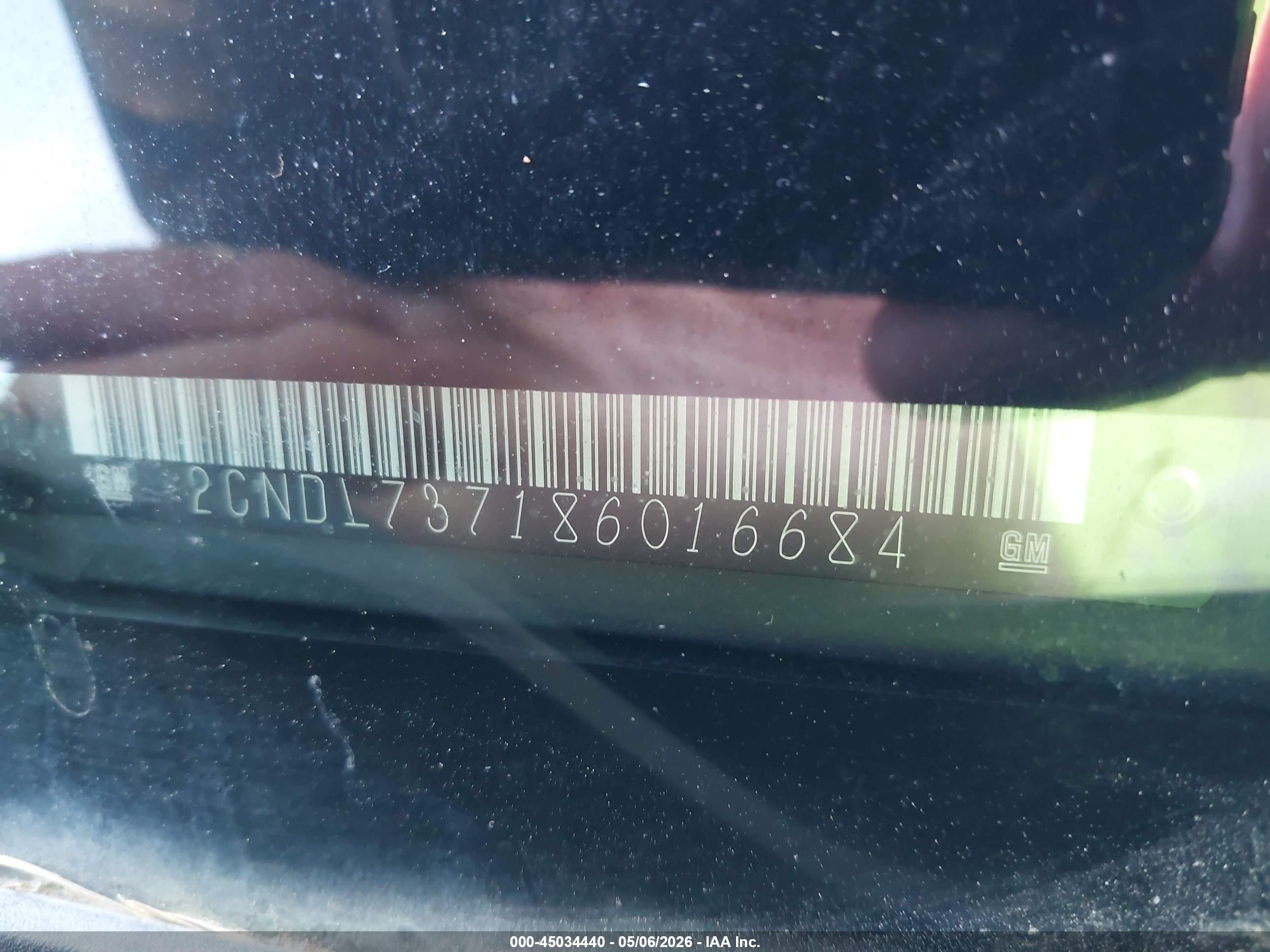 CHEVROLET EQUINOX image 9