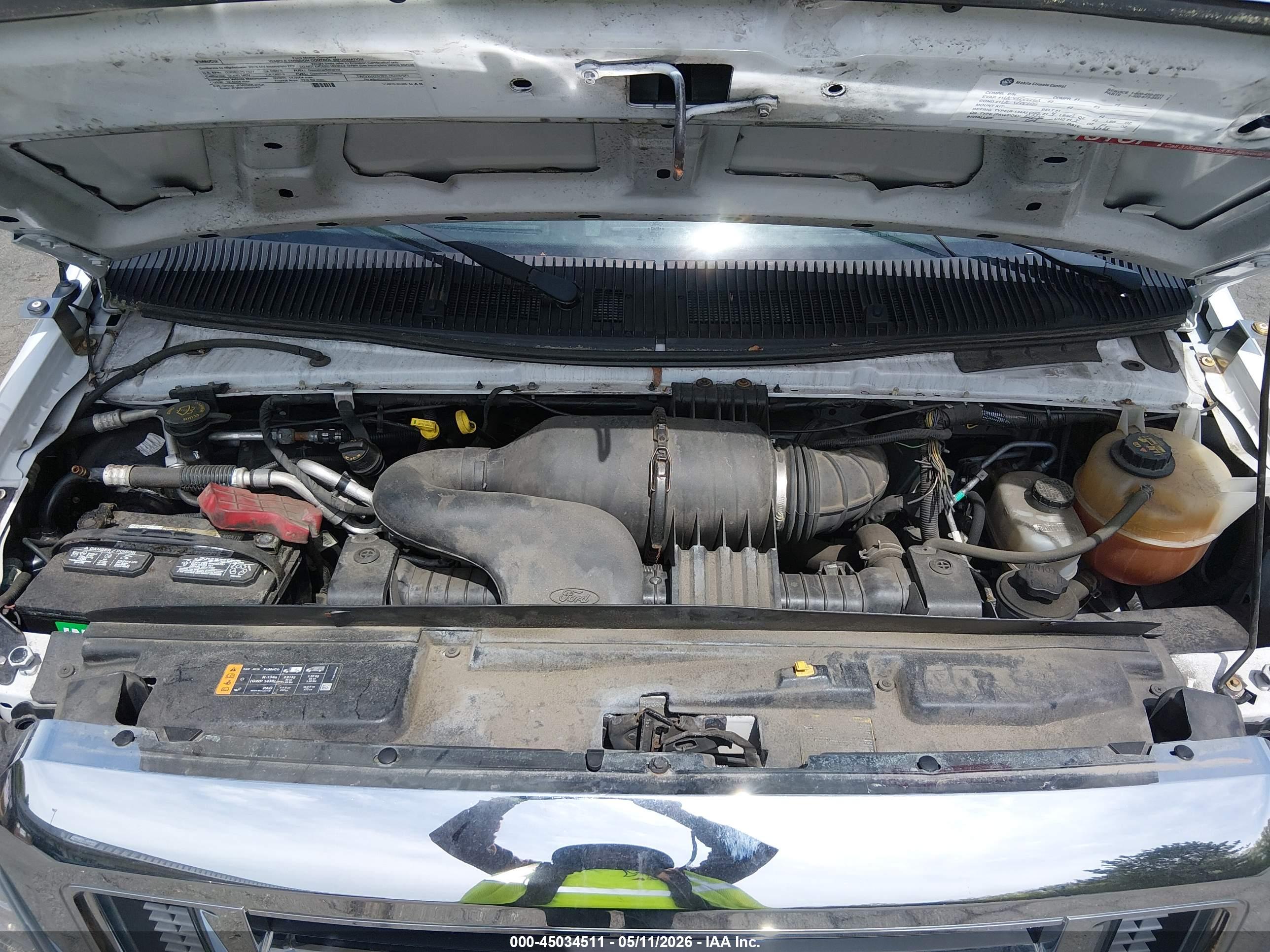 FORD E-350 image 10