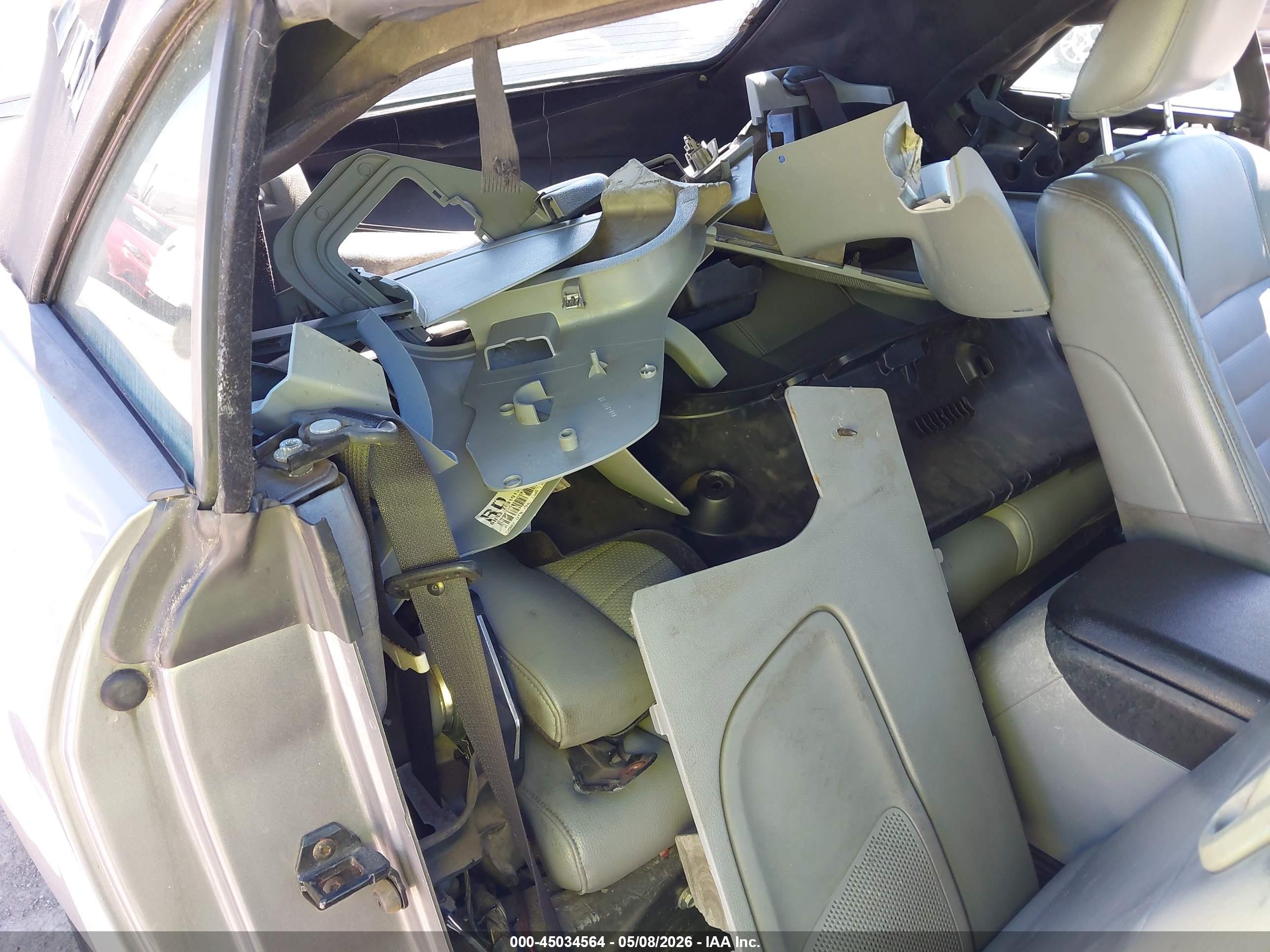 FORD MUSTANG image 8
