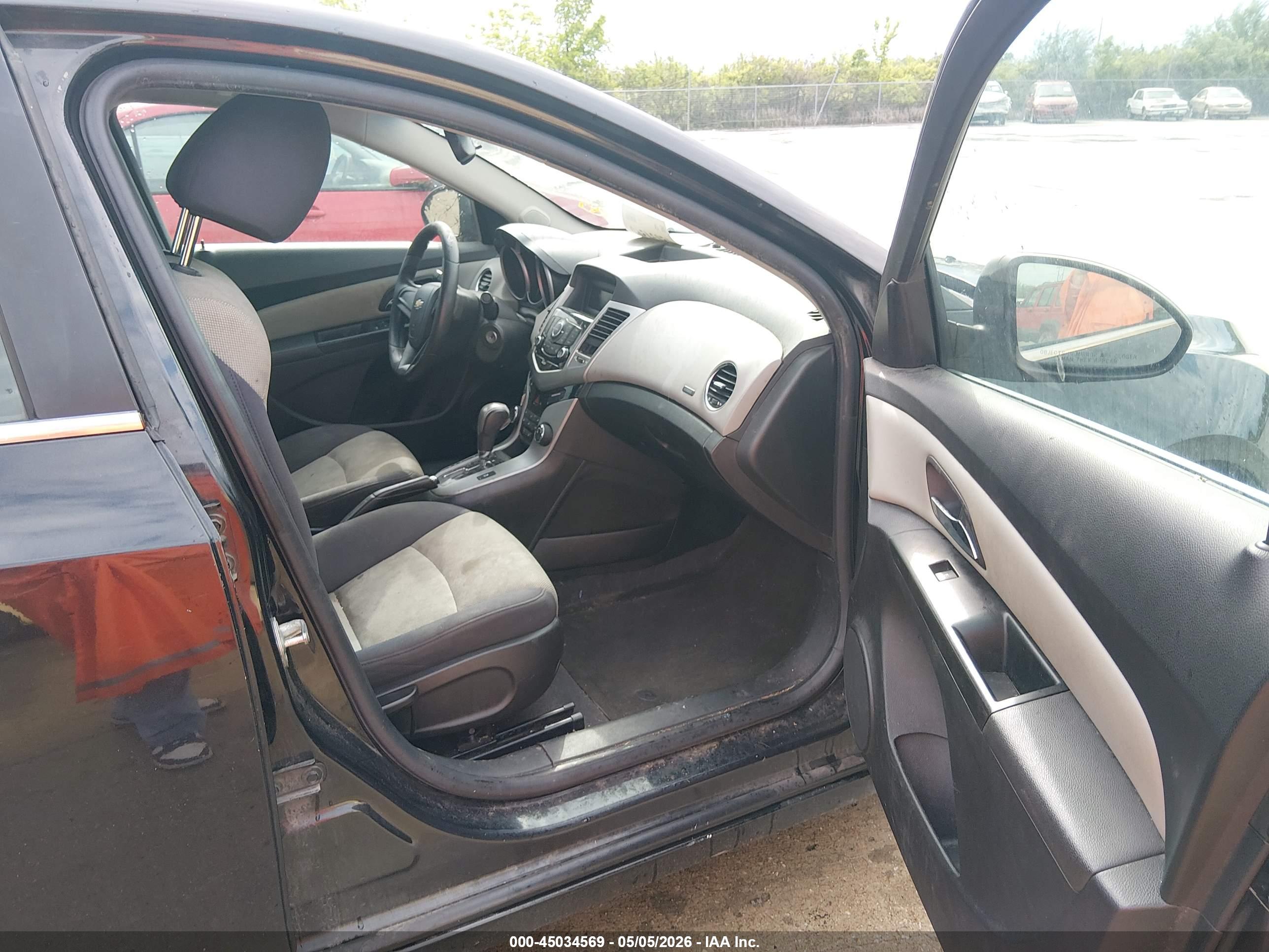 CHEVROLET CRUZE image 5