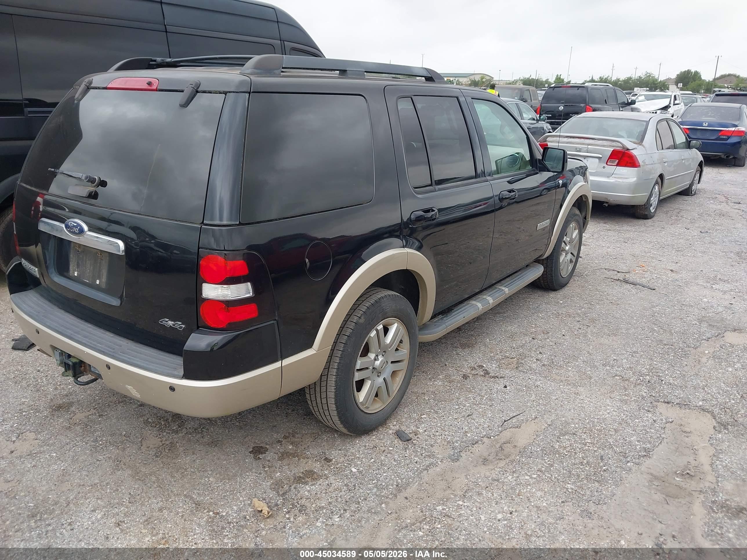 FORD EXPLORER image 4