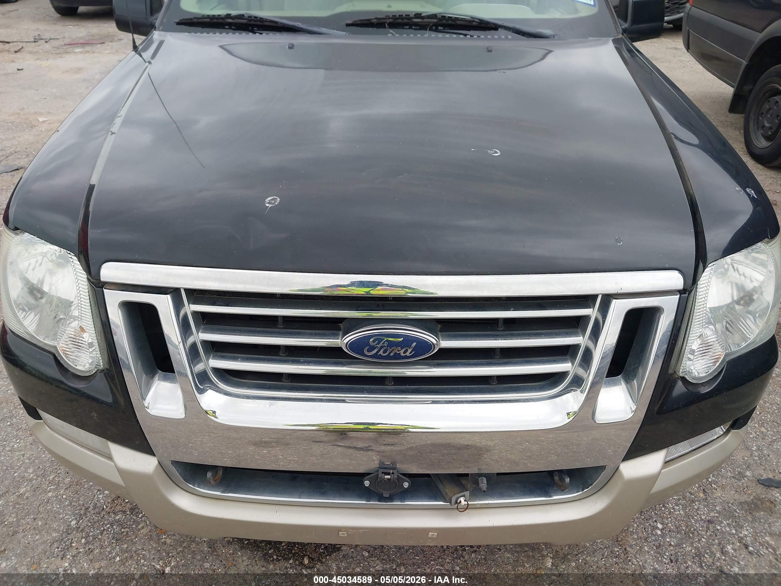 FORD EXPLORER image 6