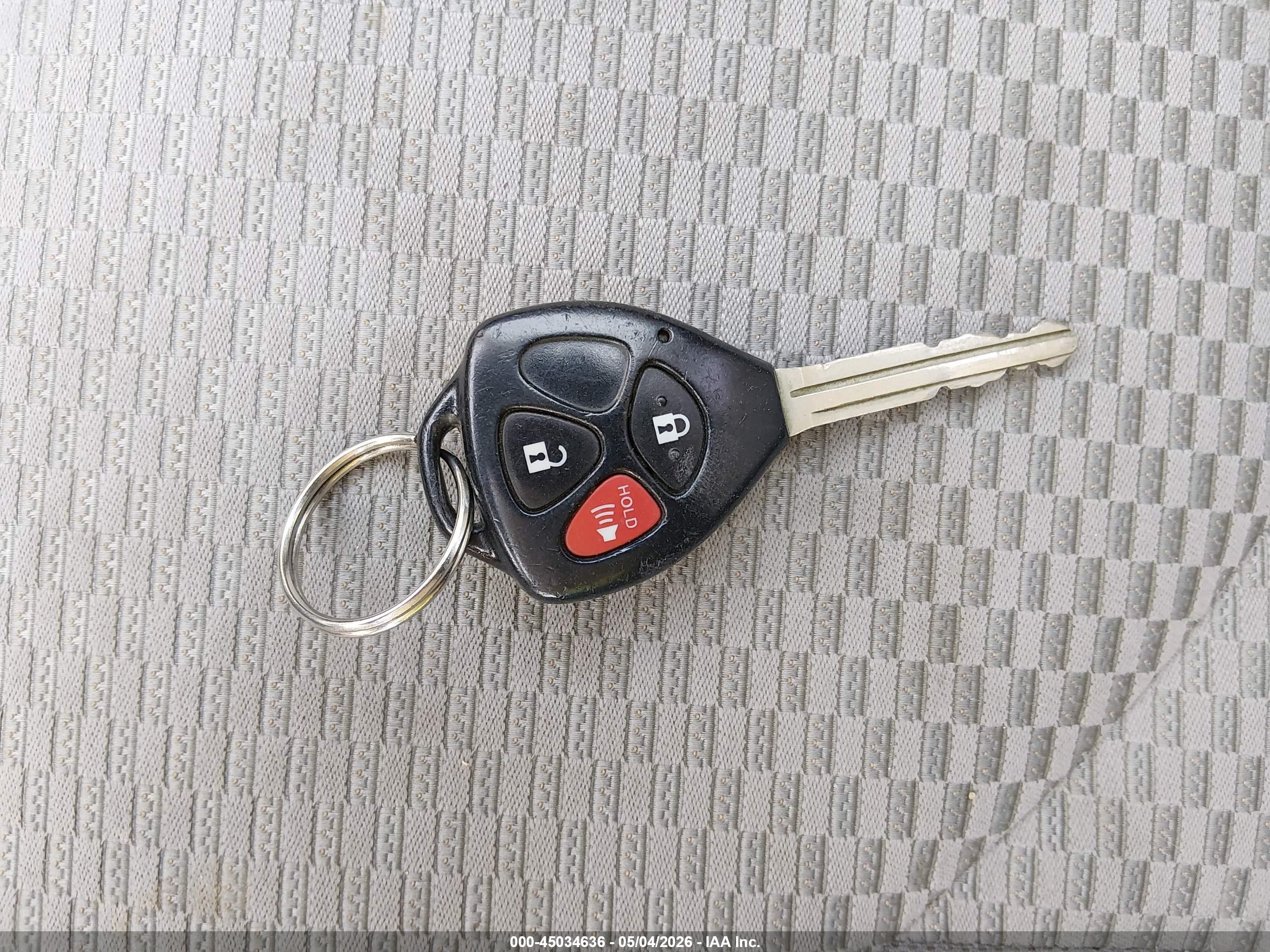 TOYOTA RAV4 image 11