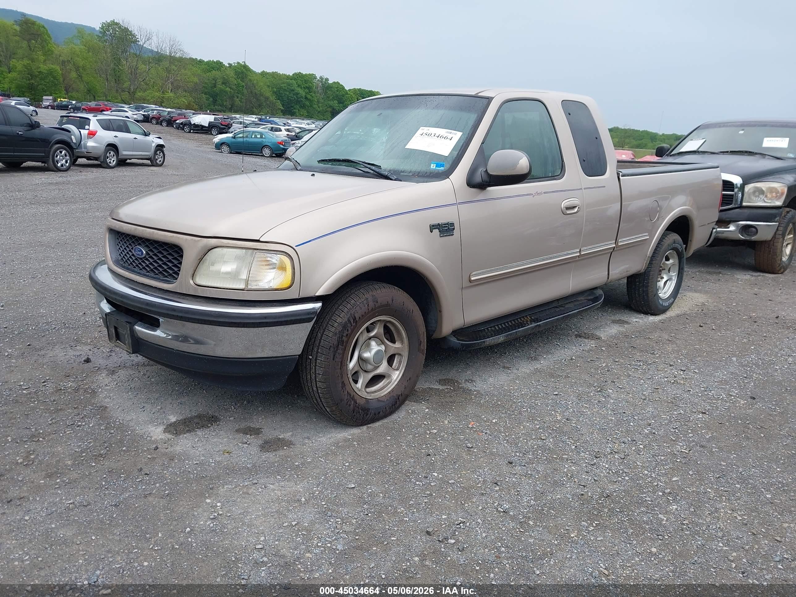 FORD F-150 image 2