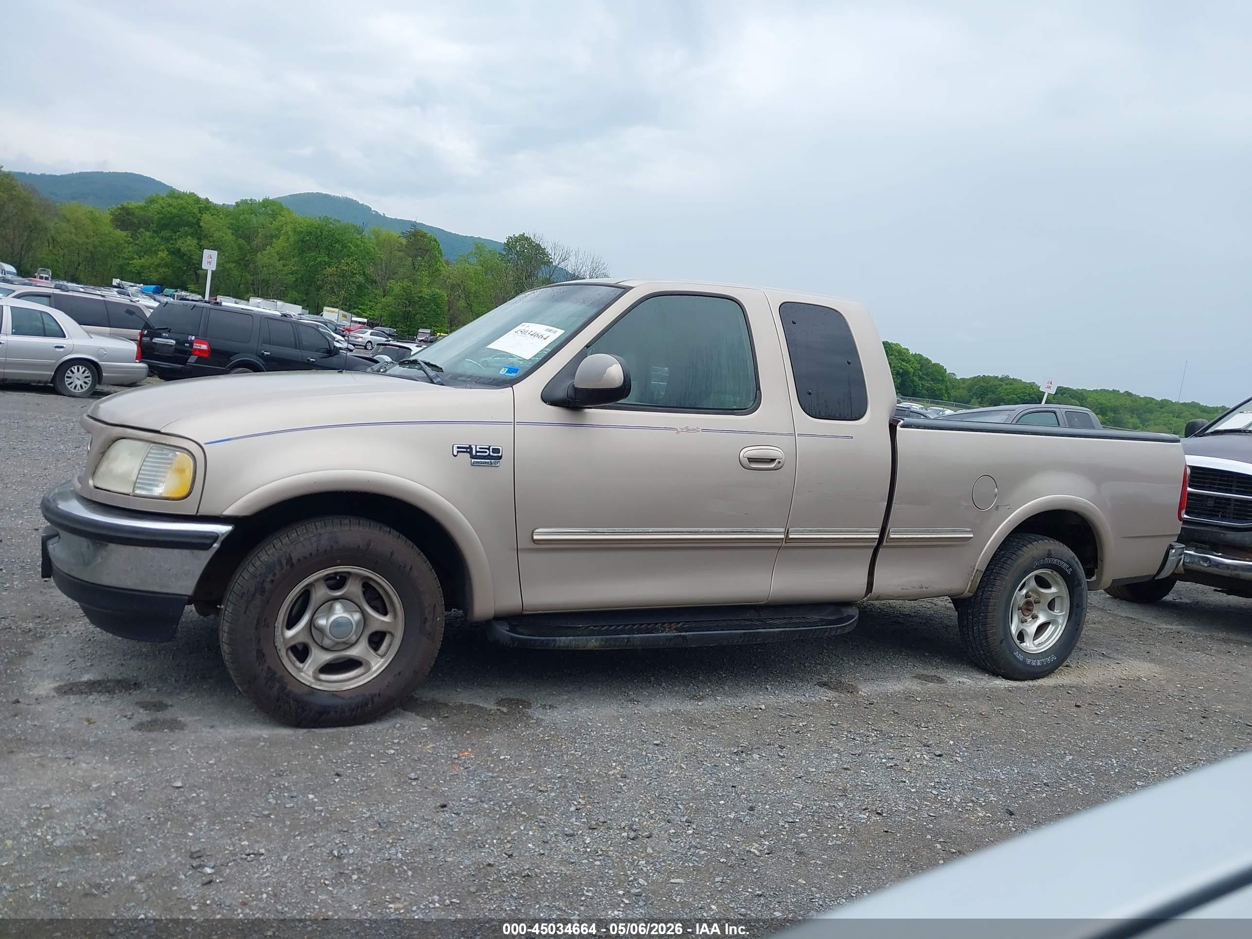 FORD F-150 image 6