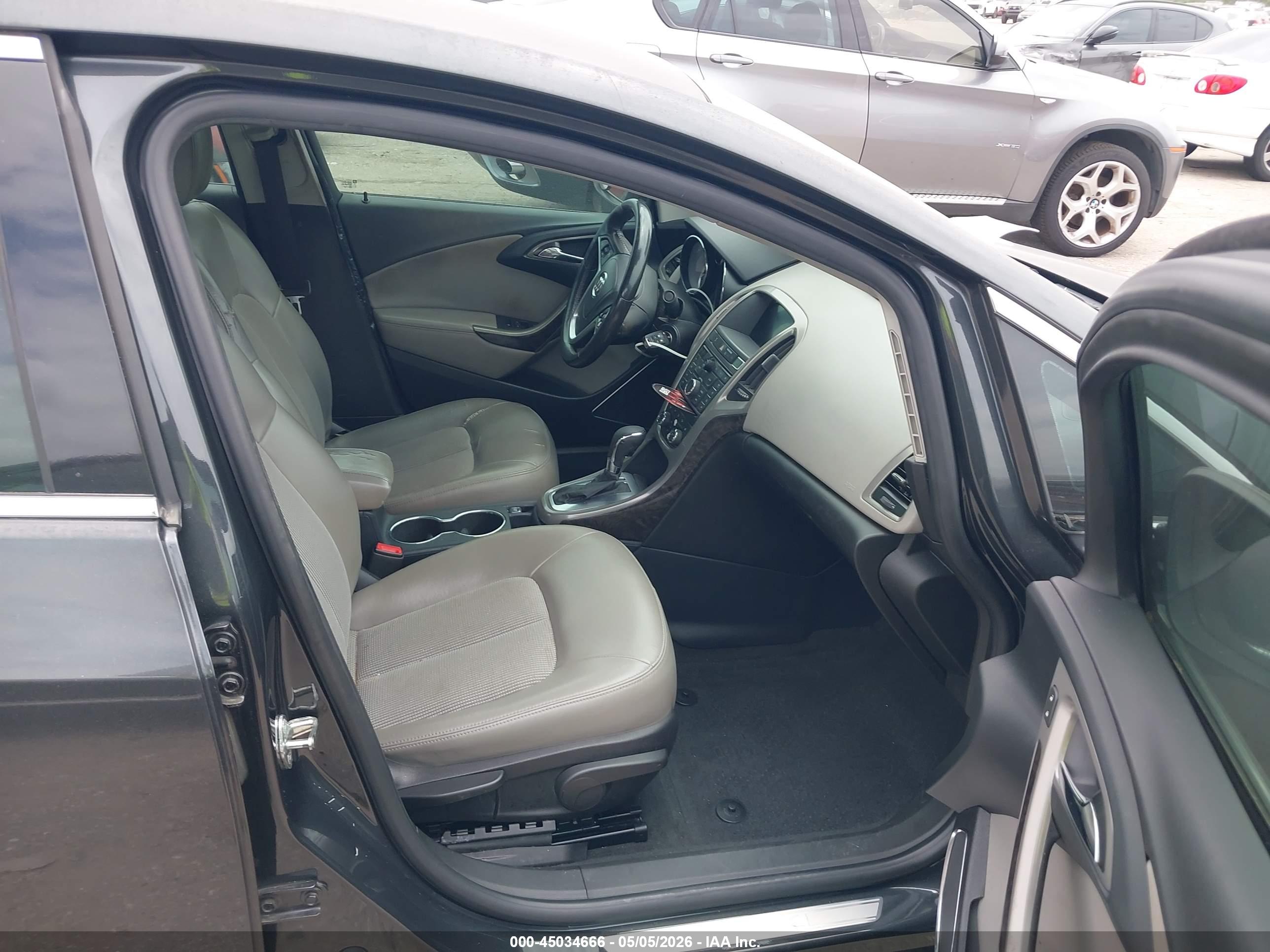 BUICK VERANO image 5