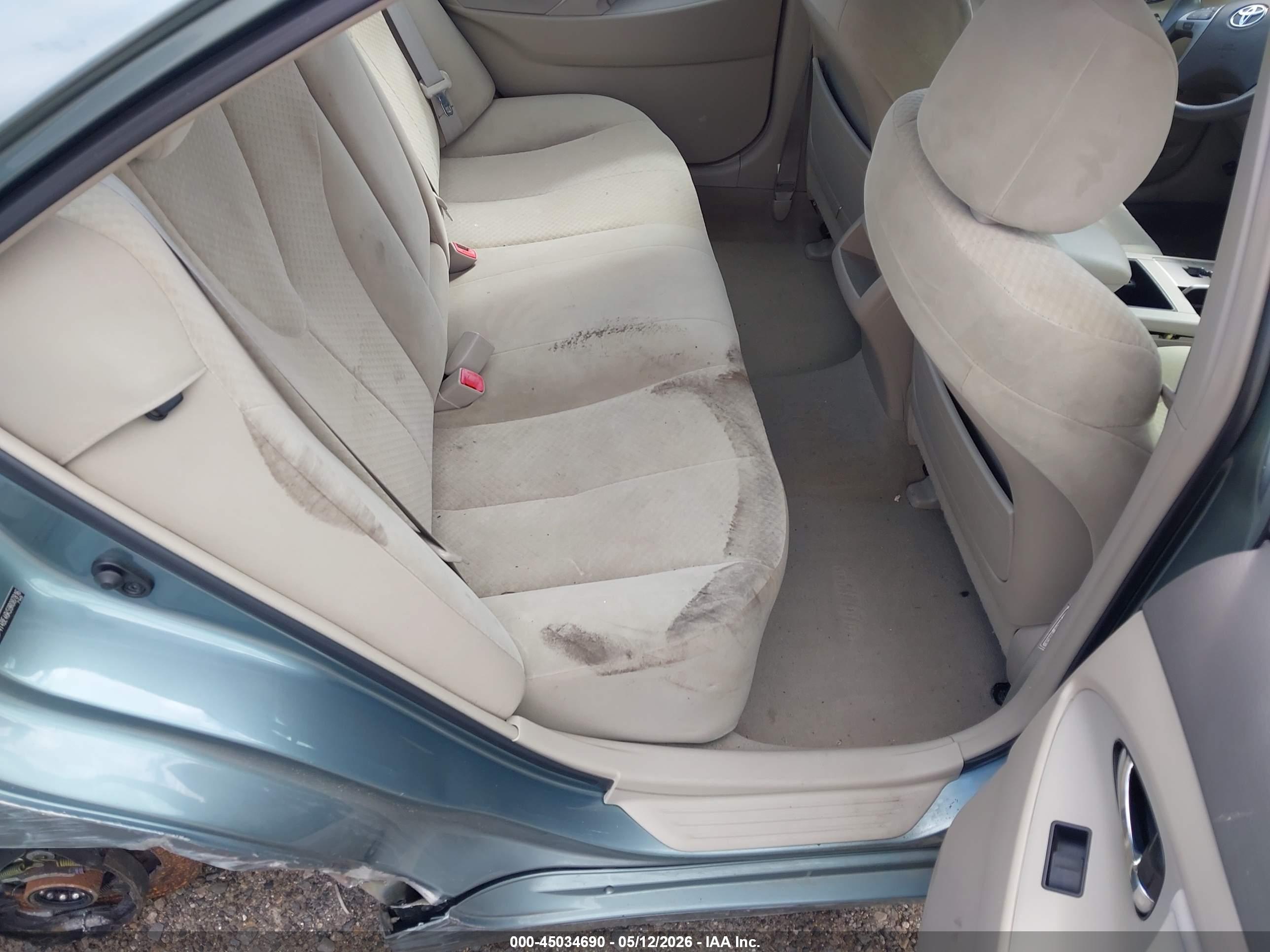 TOYOTA CAMRY image 8