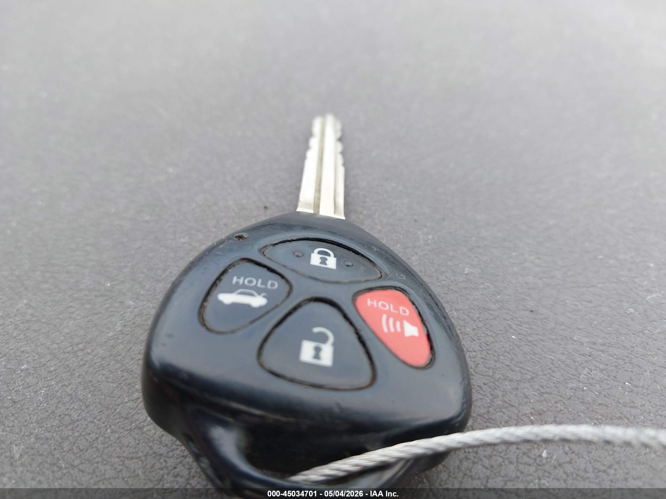 TOYOTA CAMRY image 11
