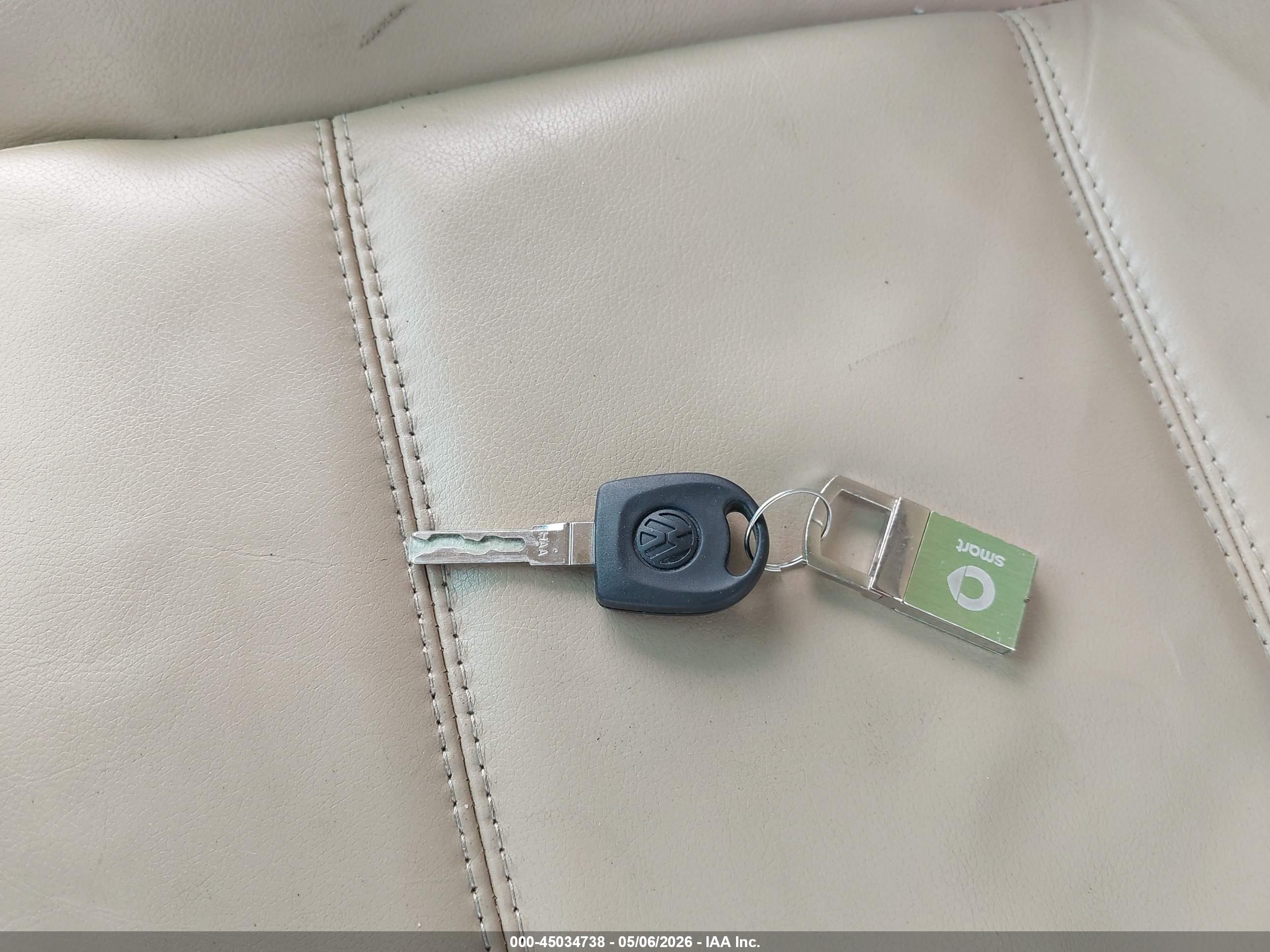 VOLKSWAGEN CABRIO image 11