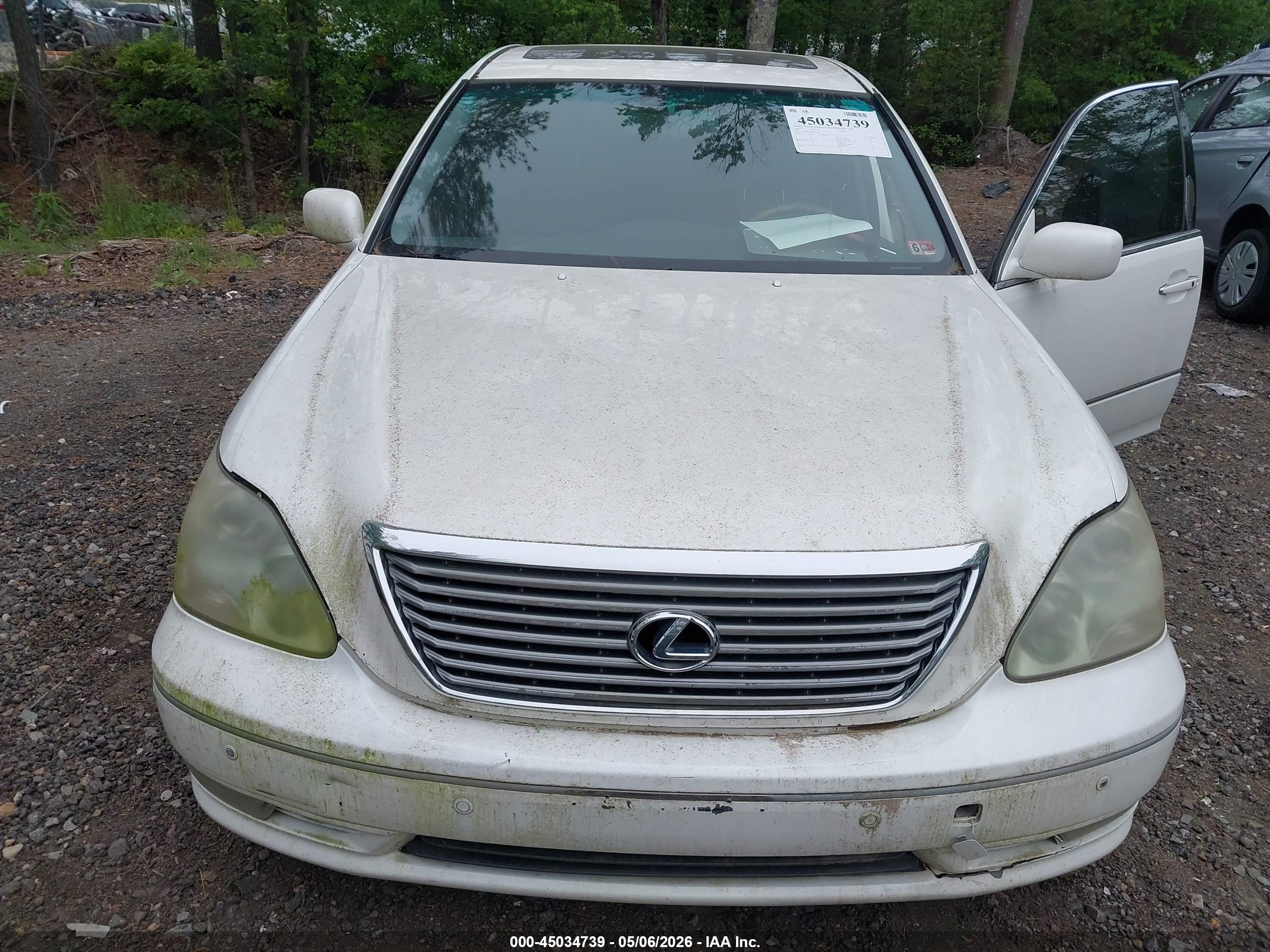 LEXUS LS image 6