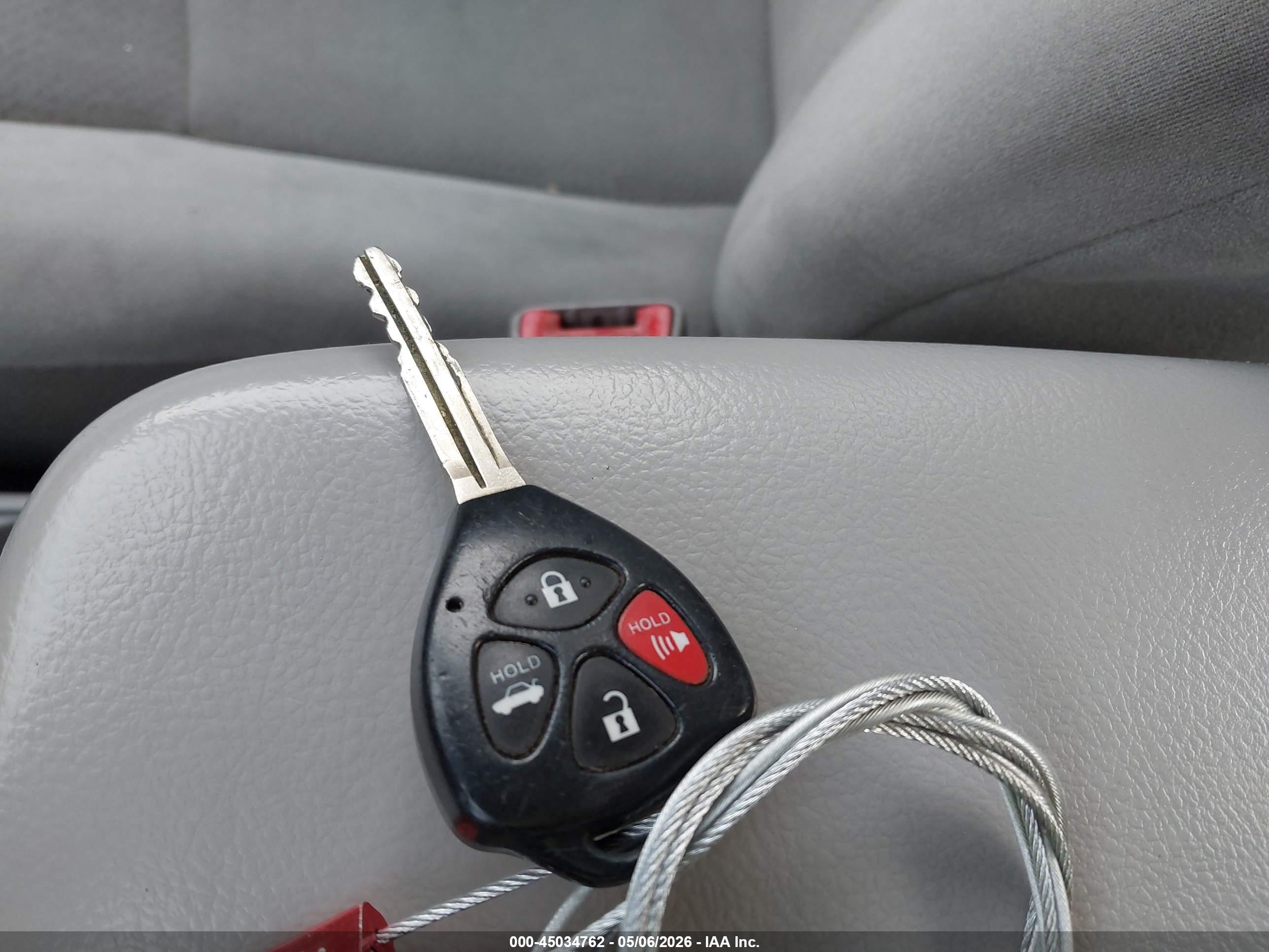 TOYOTA COROLLA image 11
