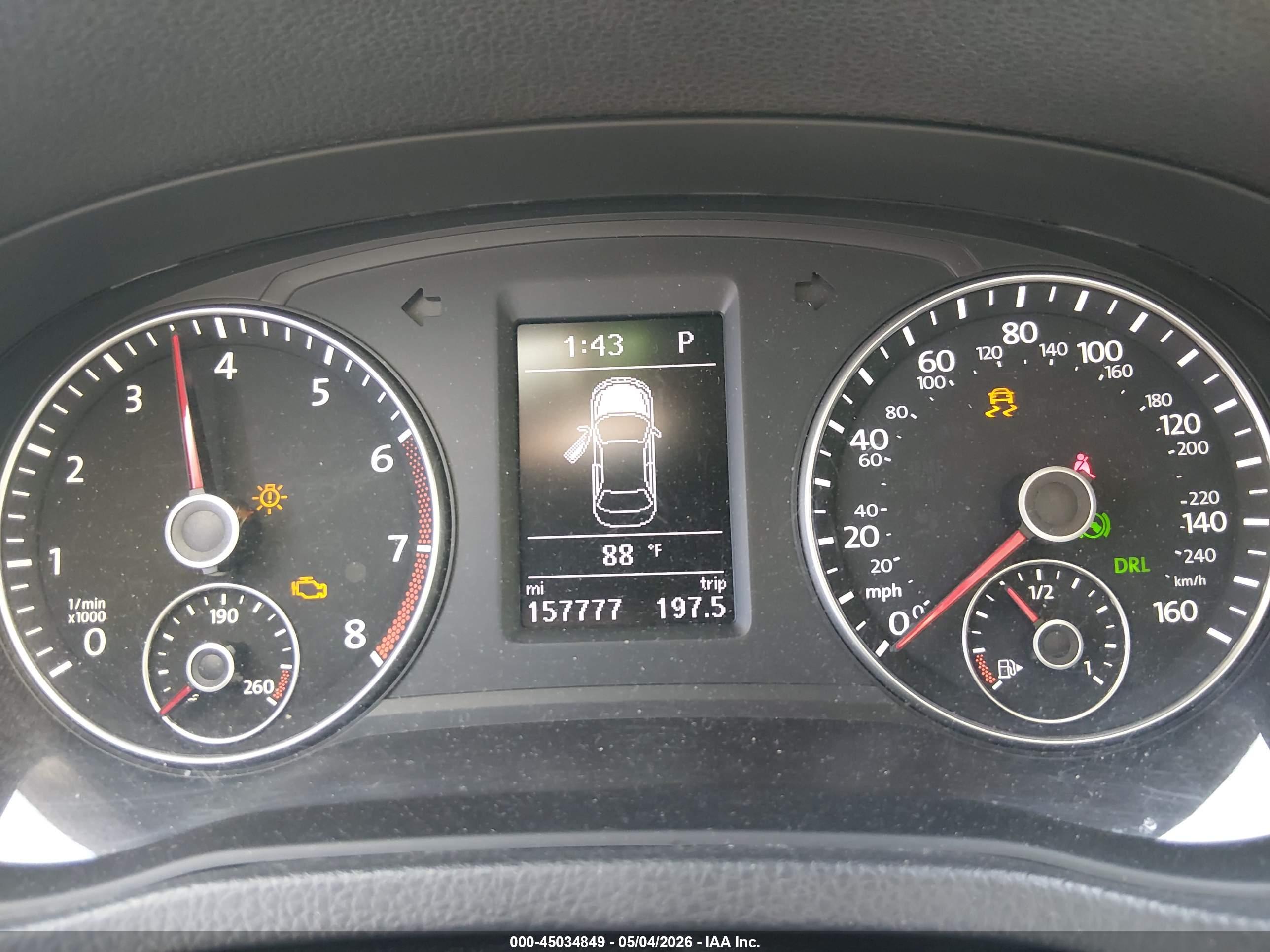 VOLKSWAGEN PASSAT image 7