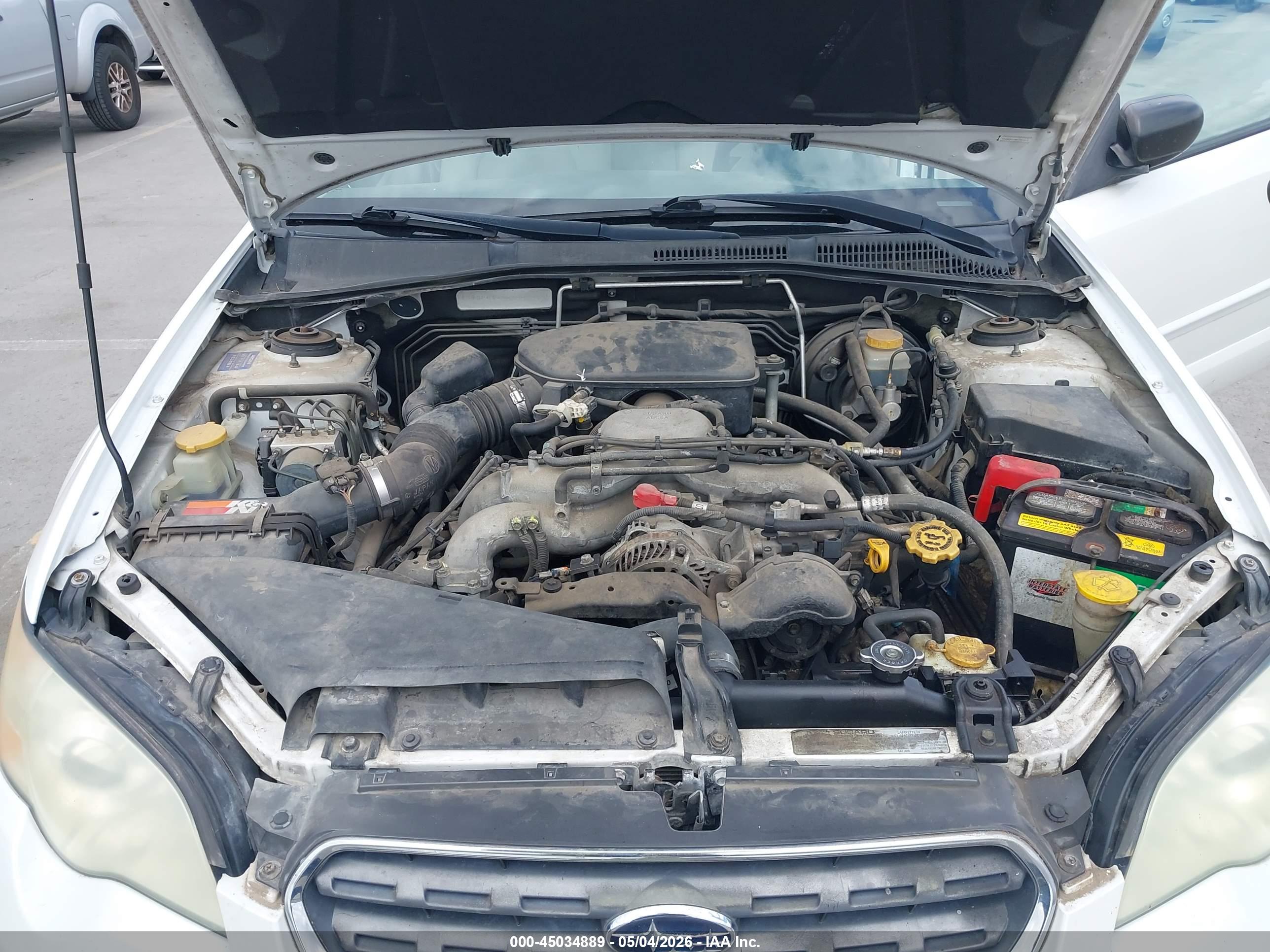 SUBARU OUTBACK image 10