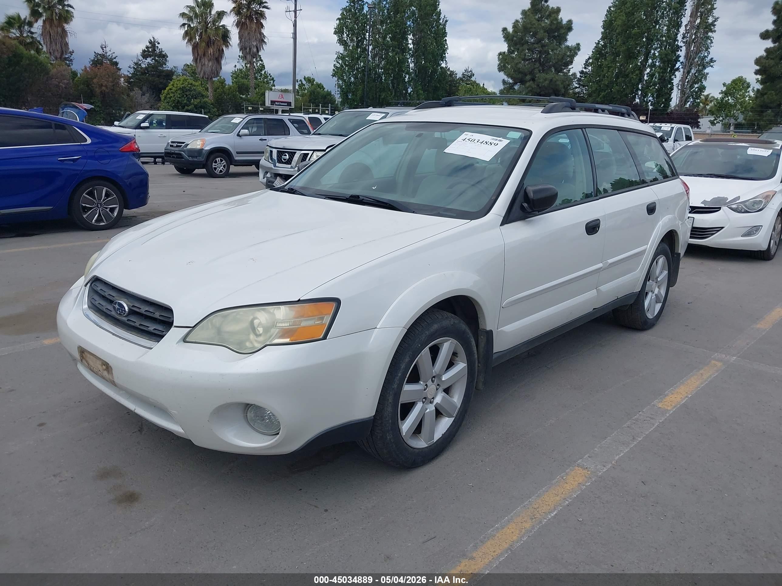 SUBARU OUTBACK image 2