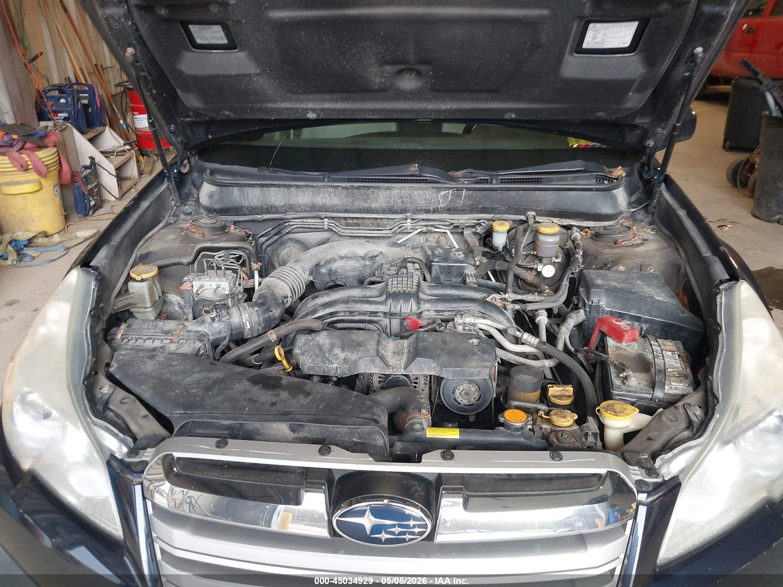 SUBARU OUTBACK image 10
