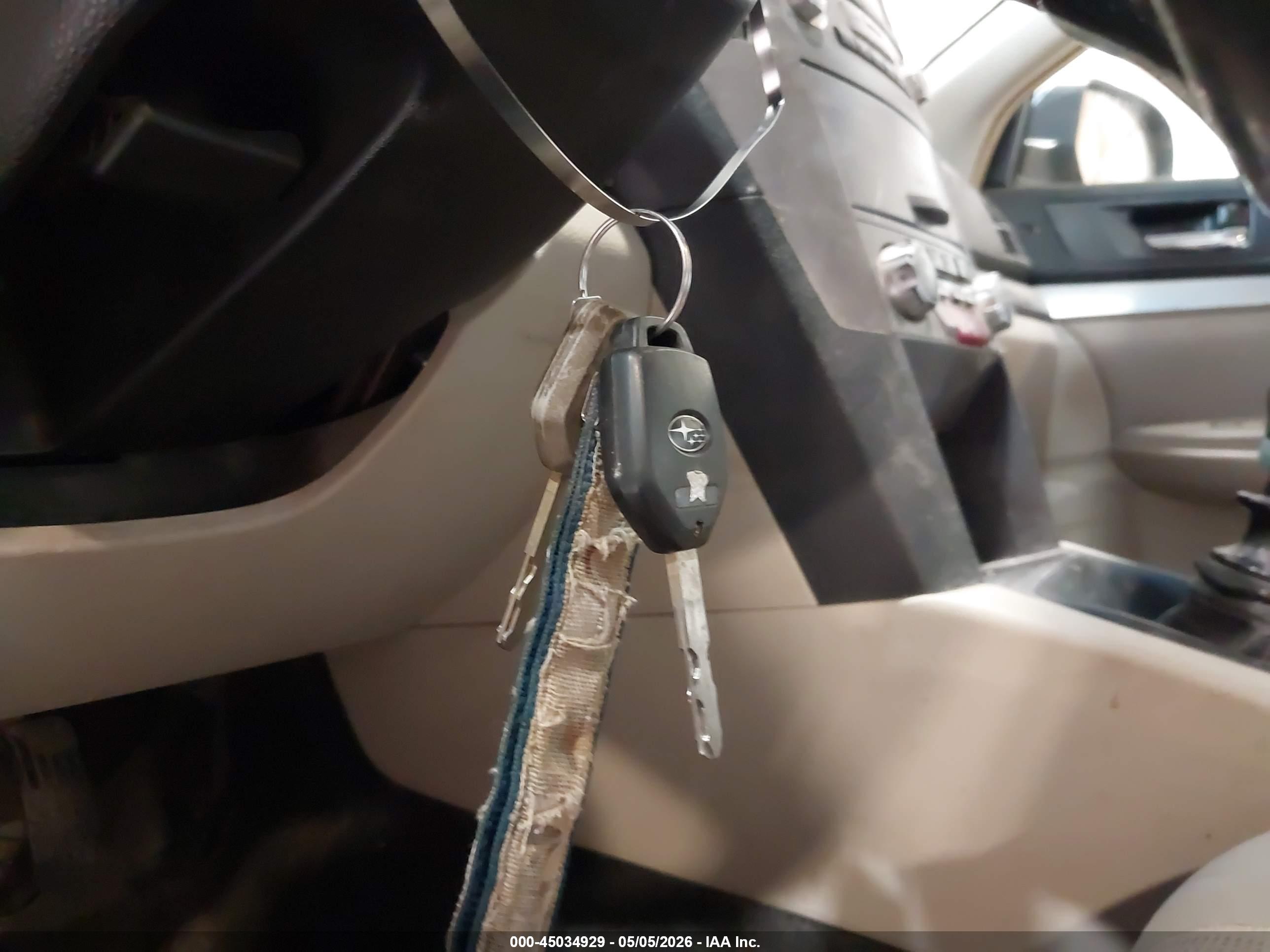 SUBARU OUTBACK image 11