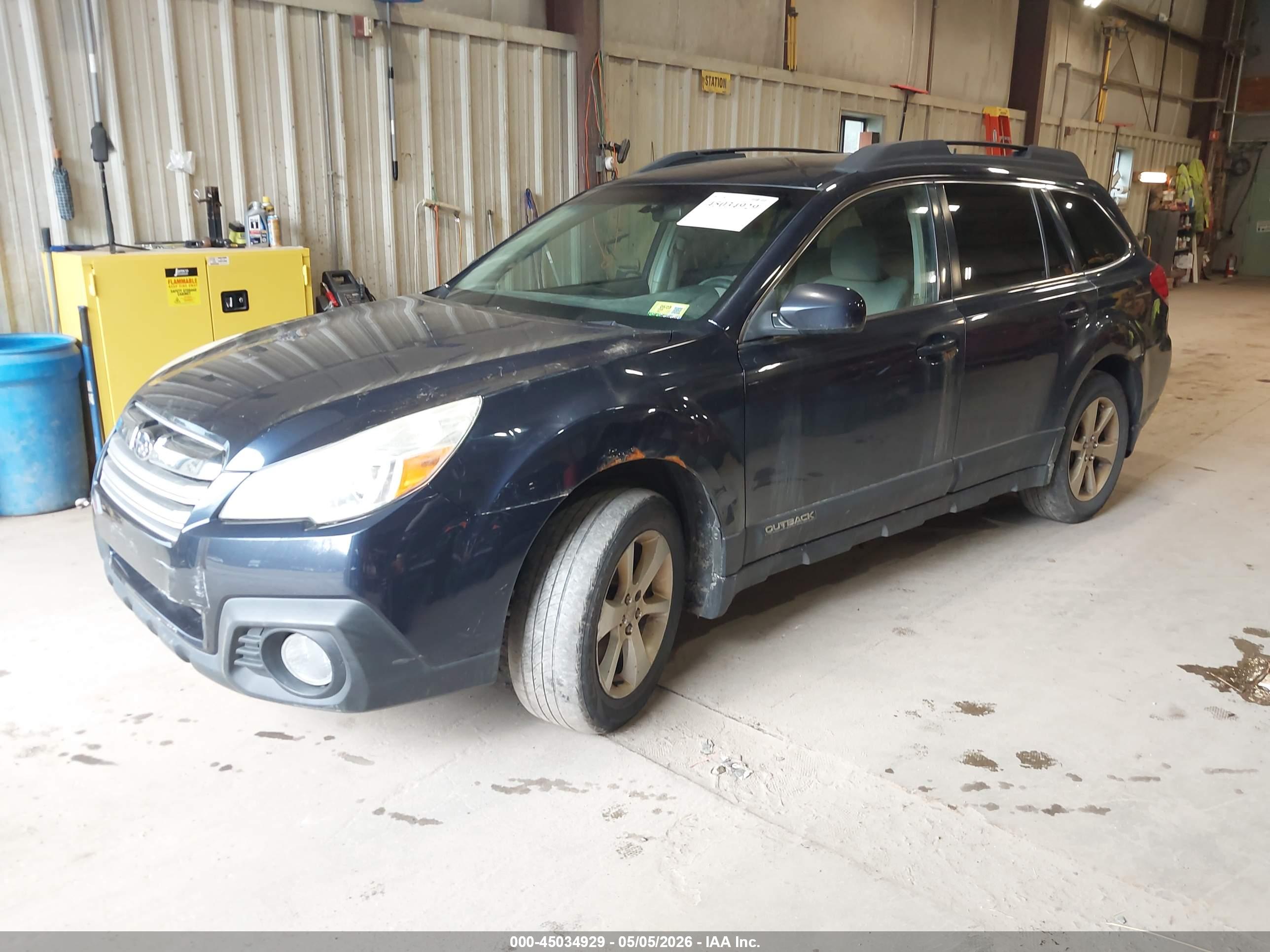 SUBARU OUTBACK image 2