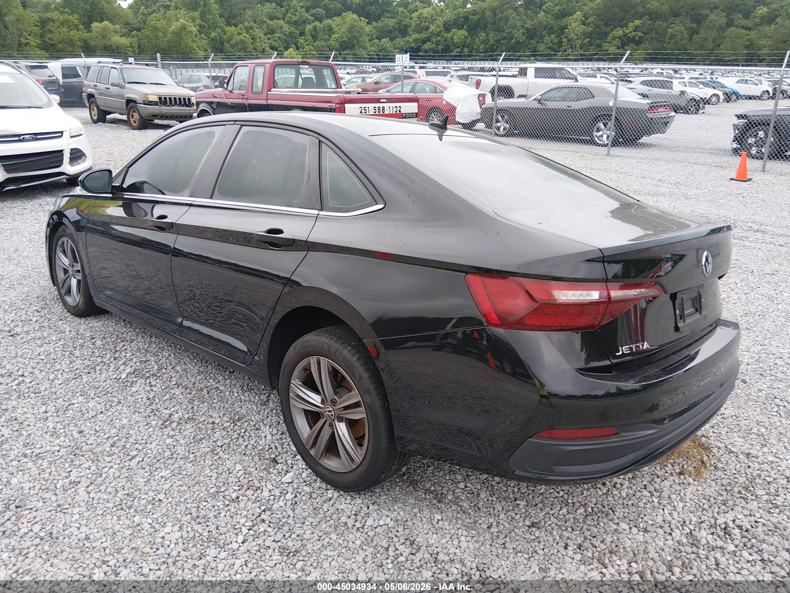 VOLKSWAGEN JETTA image 3