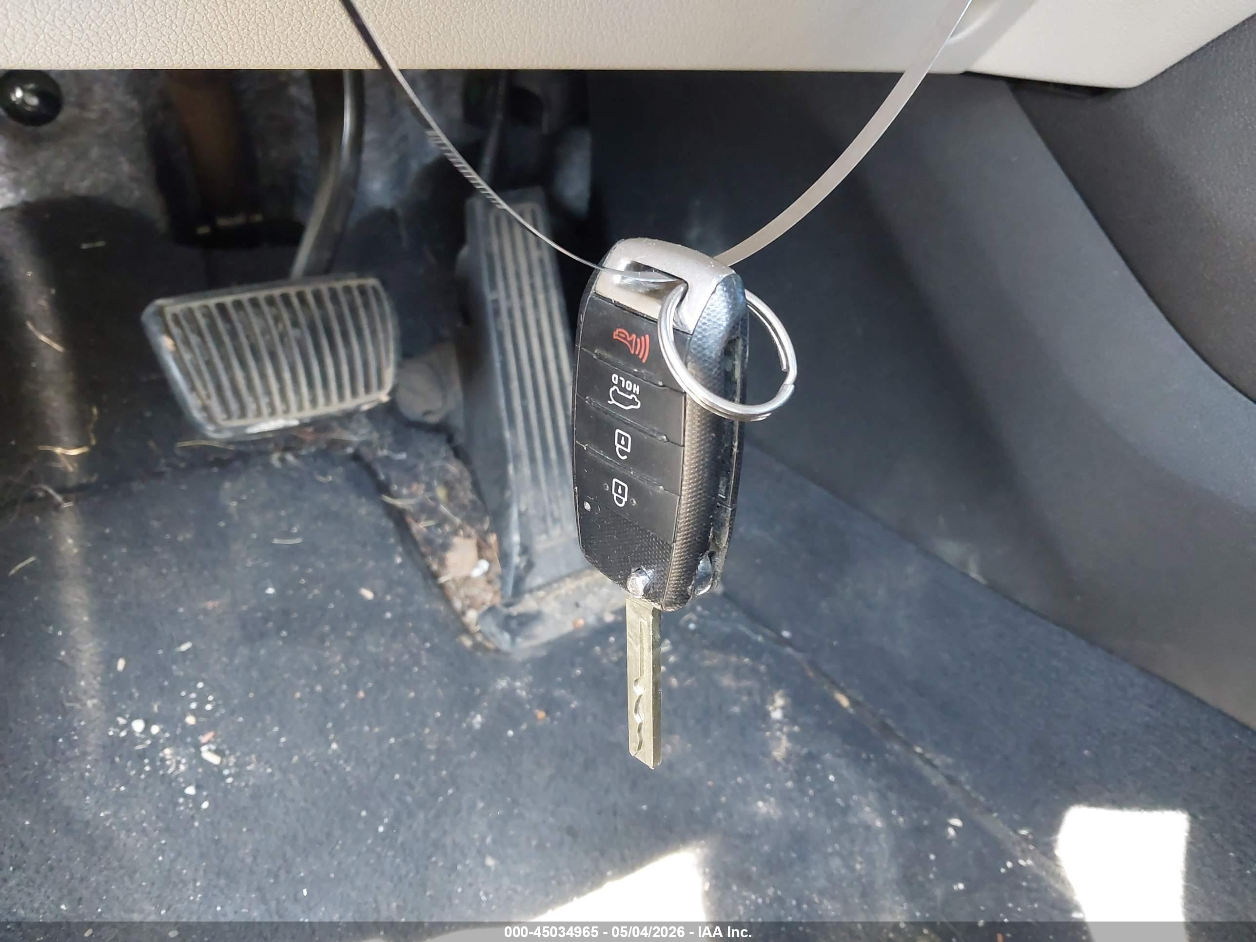 KIA SORENTO image 11