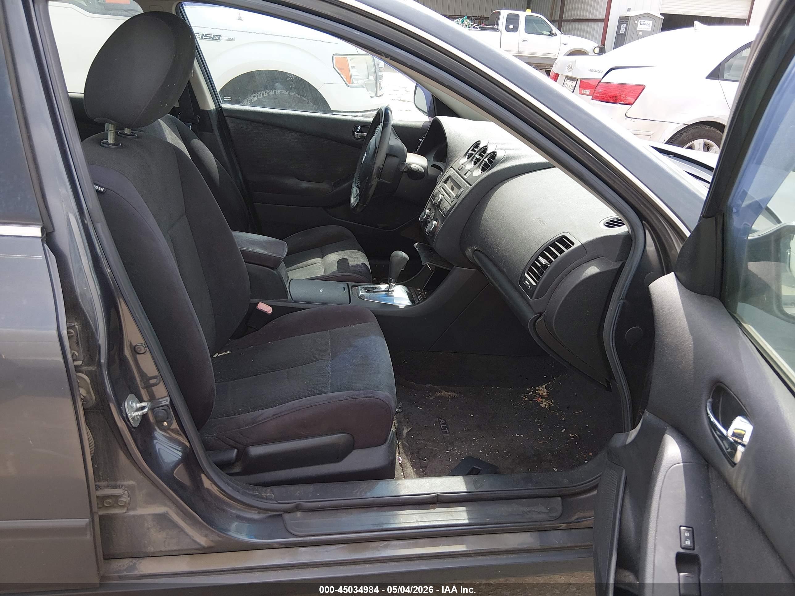 NISSAN ALTIMA image 5